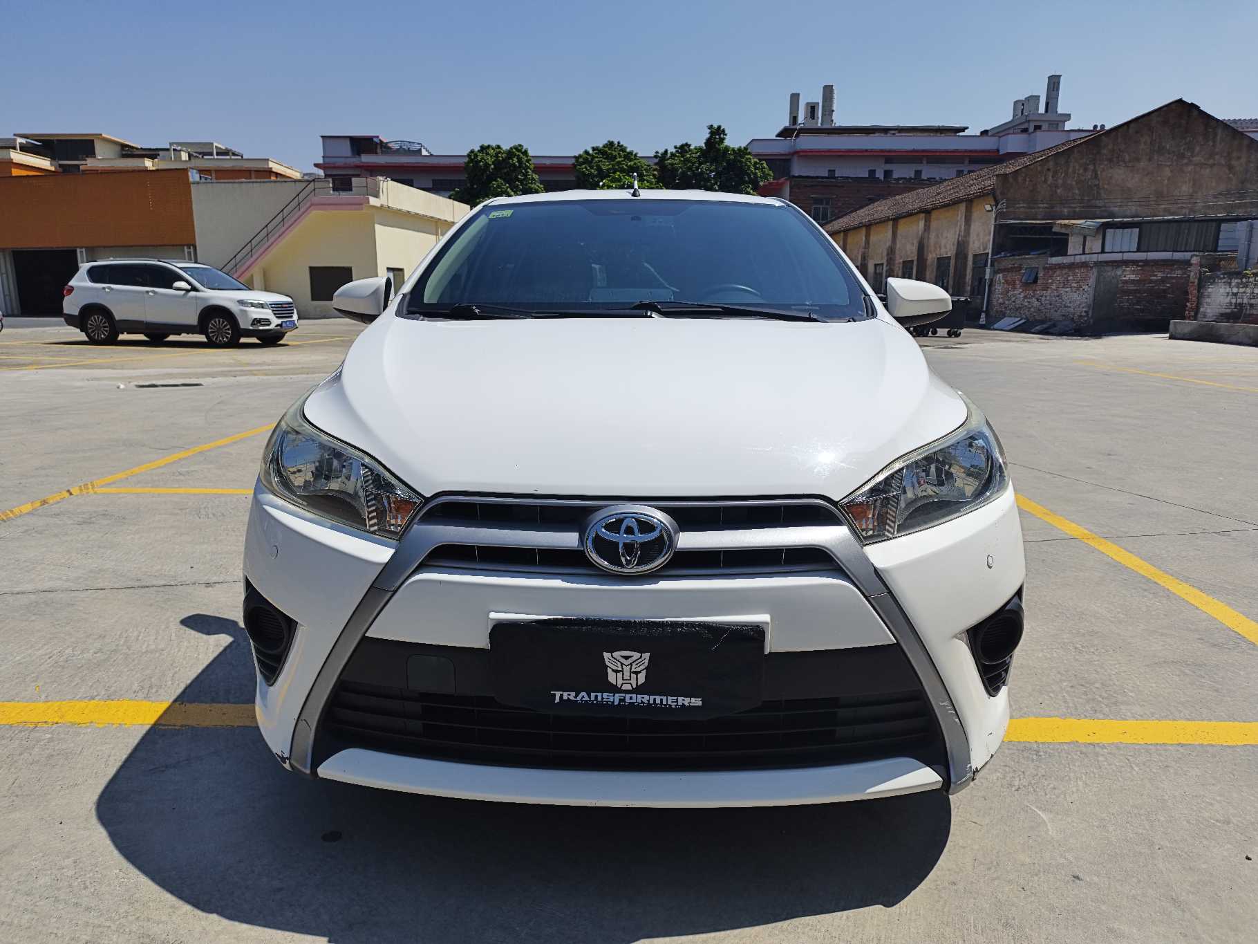 Yaris L Zhixuan 2015 #2 Yaris L Zhixuan 2015 car image #2