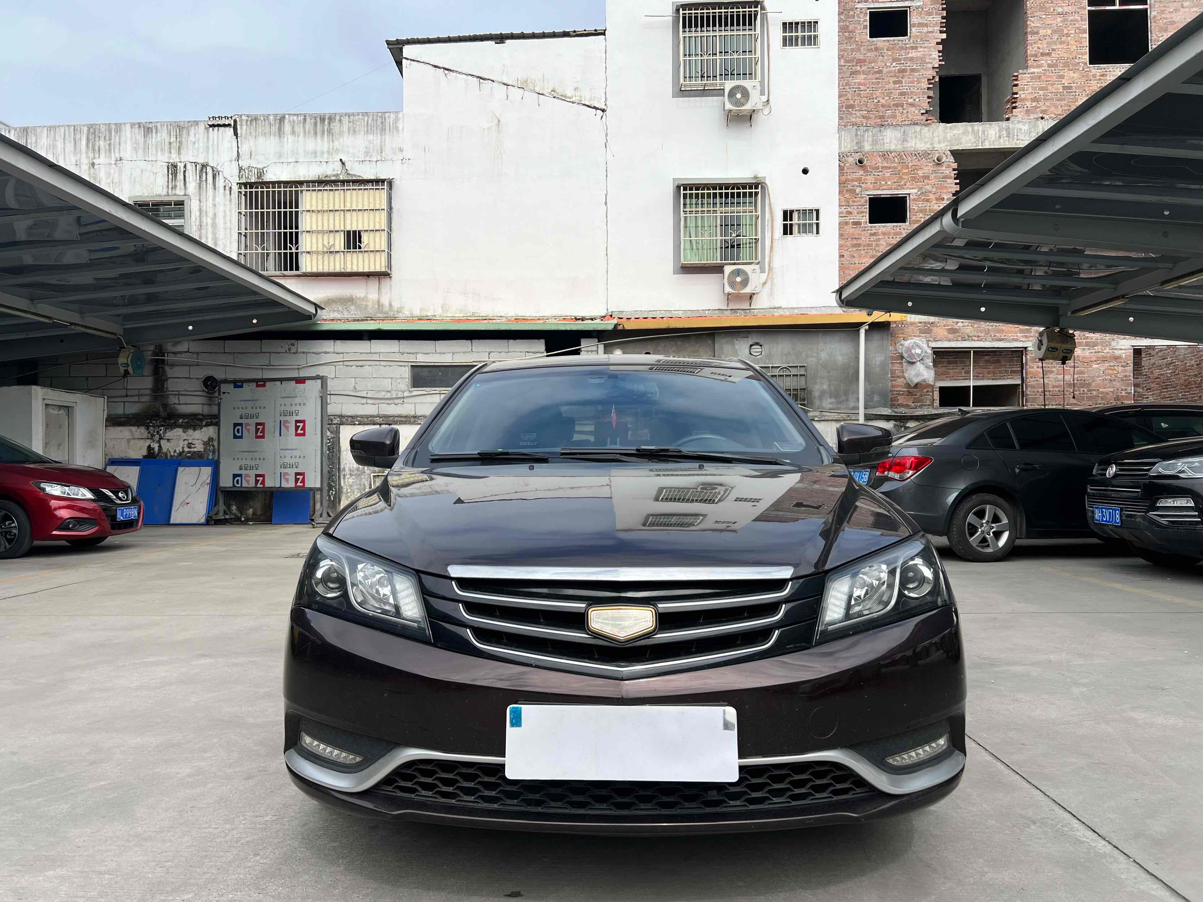 GEELY Emgrand 2015 car image #2
