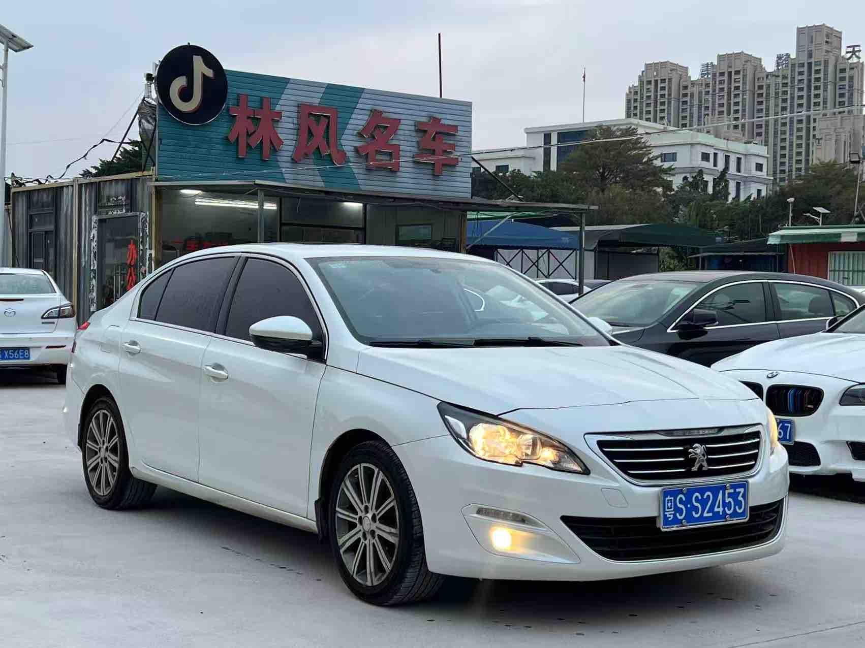 Peugeot 408 2015 immagine di auto #2