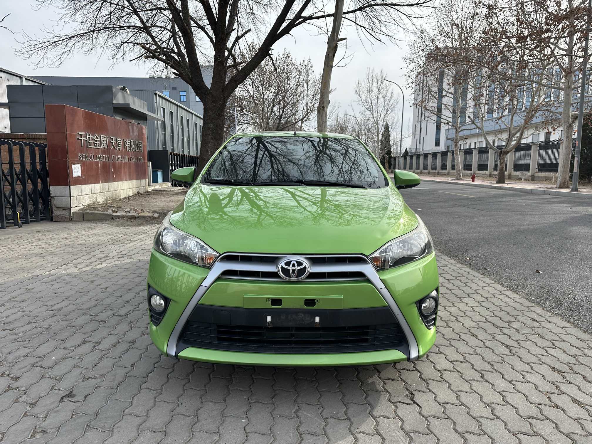 Yaris L Zhixuan 2015 #2 Yaris L Zhixuan 2015 car image #2