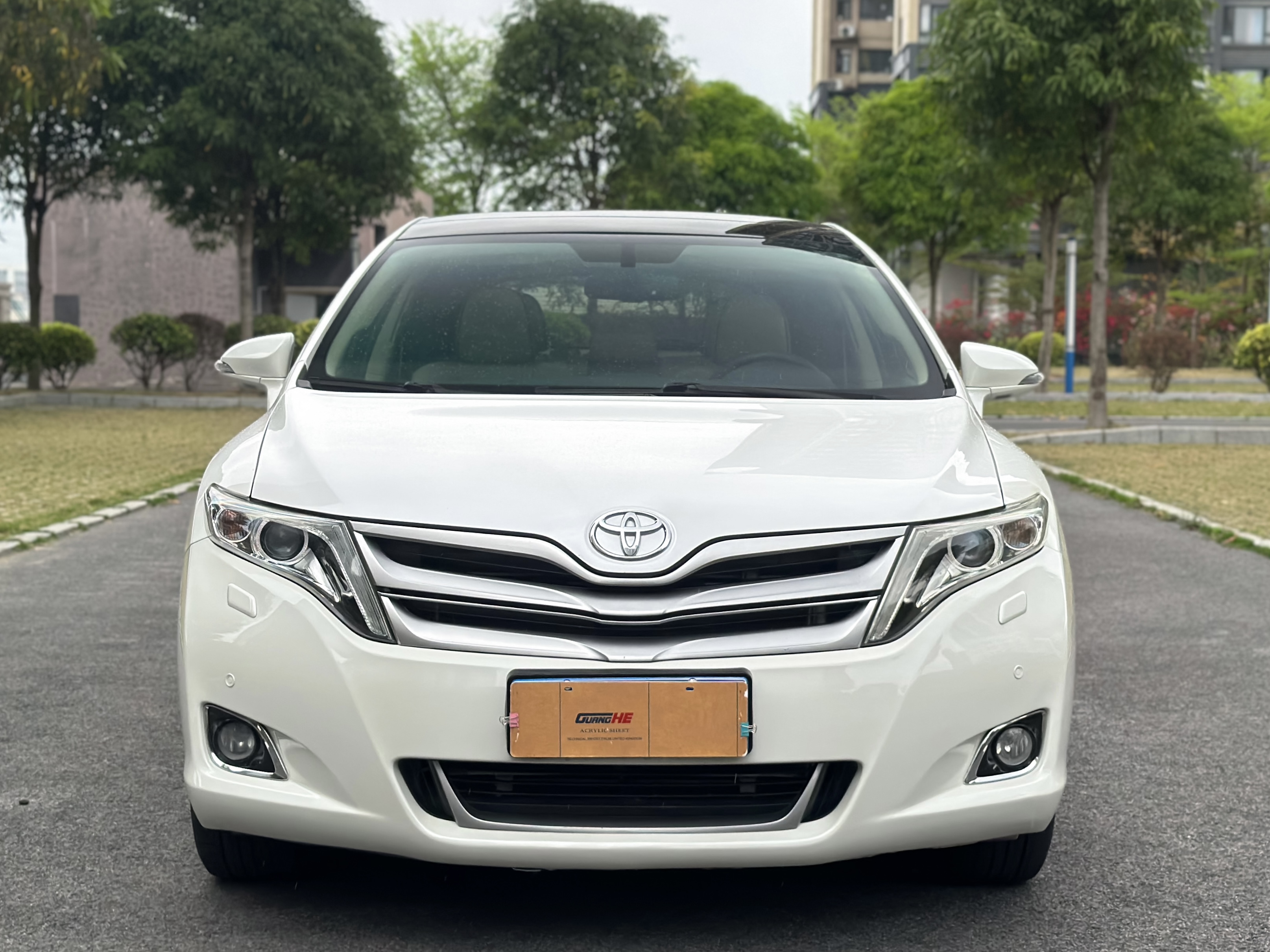 Toyota 2014 car image #2