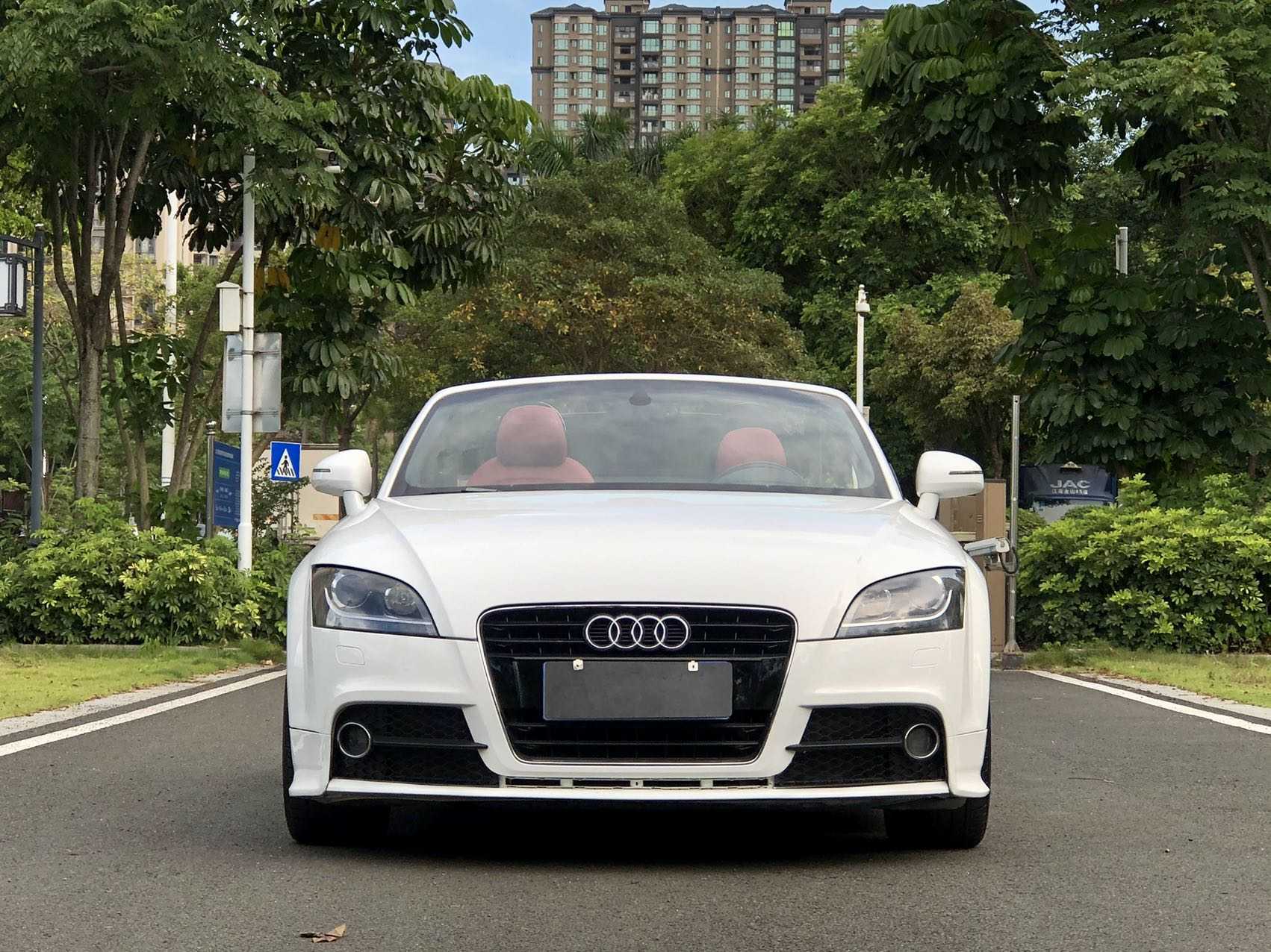 Audi TT 2014 car image #2