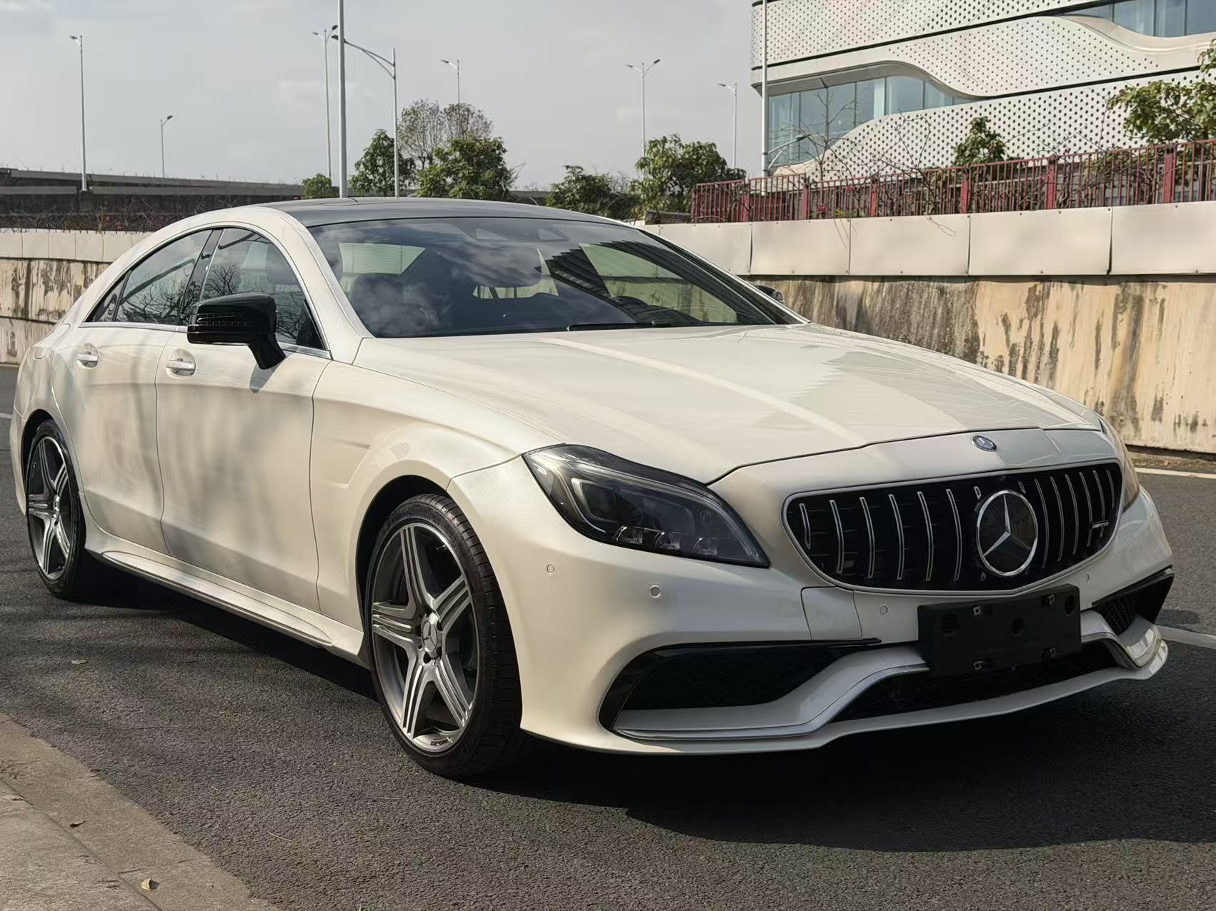 Mercedes-Benz CLS AMG 2016 car image #2