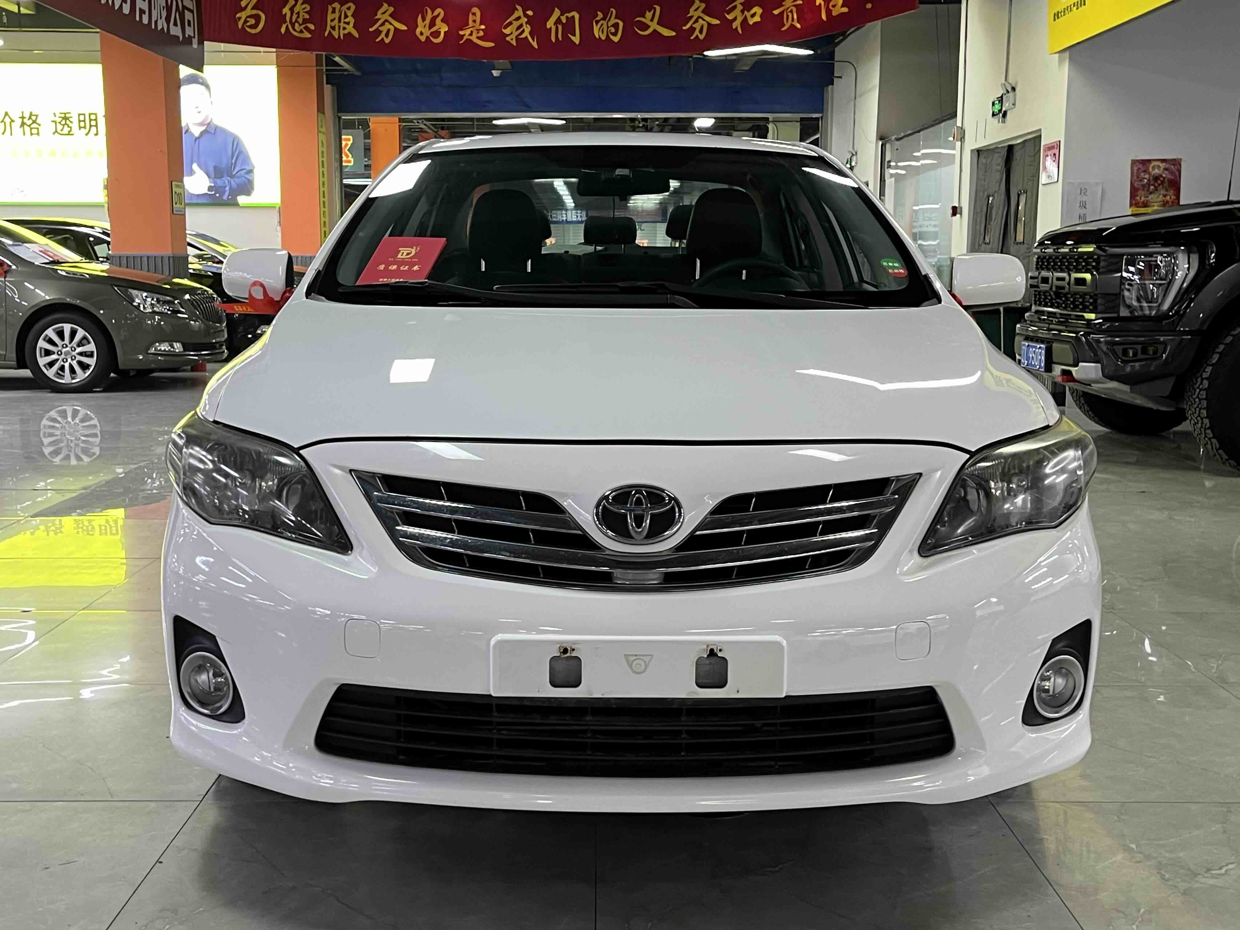 Corolla 2014 immagine di auto #2
