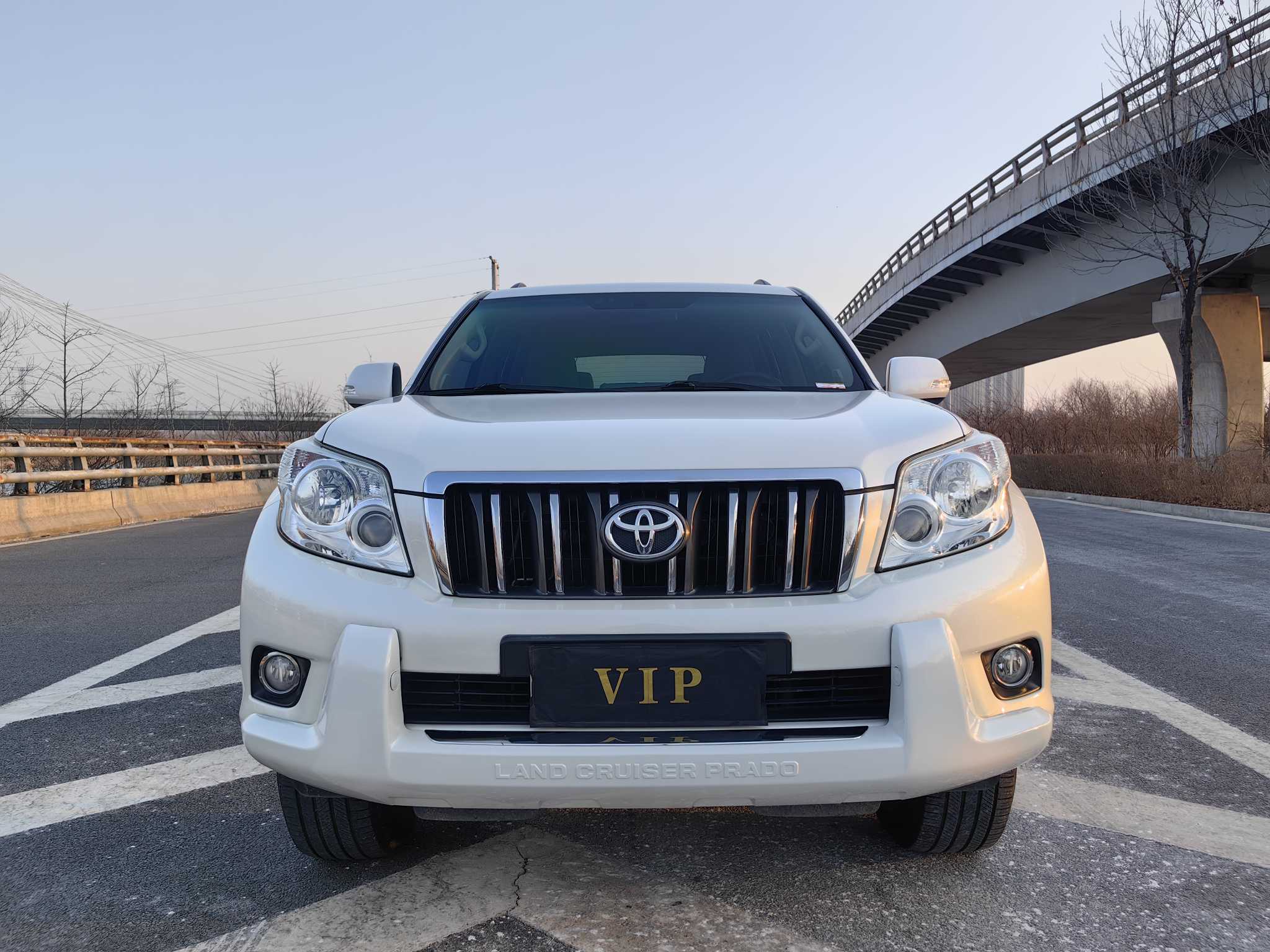 Toyota Prado (Imported) 2012 car image #2