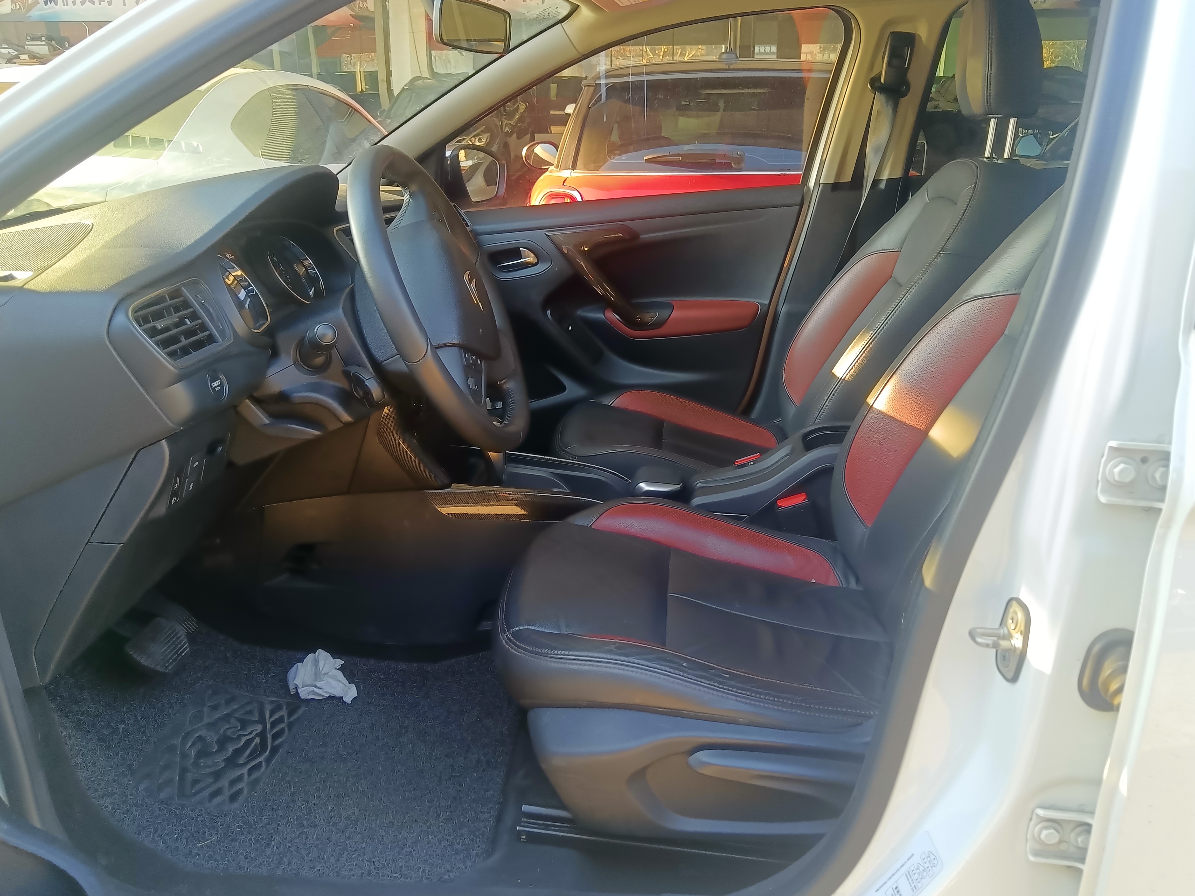 Citroen C3-XR 2015 car image #2