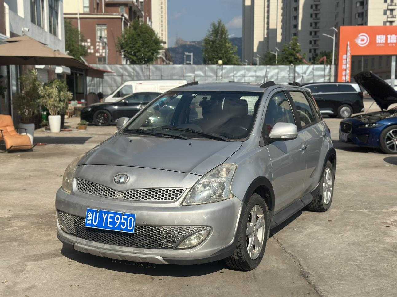 Great Wall Florid 2012 #2 Great Wall Florid 2012 car image #2