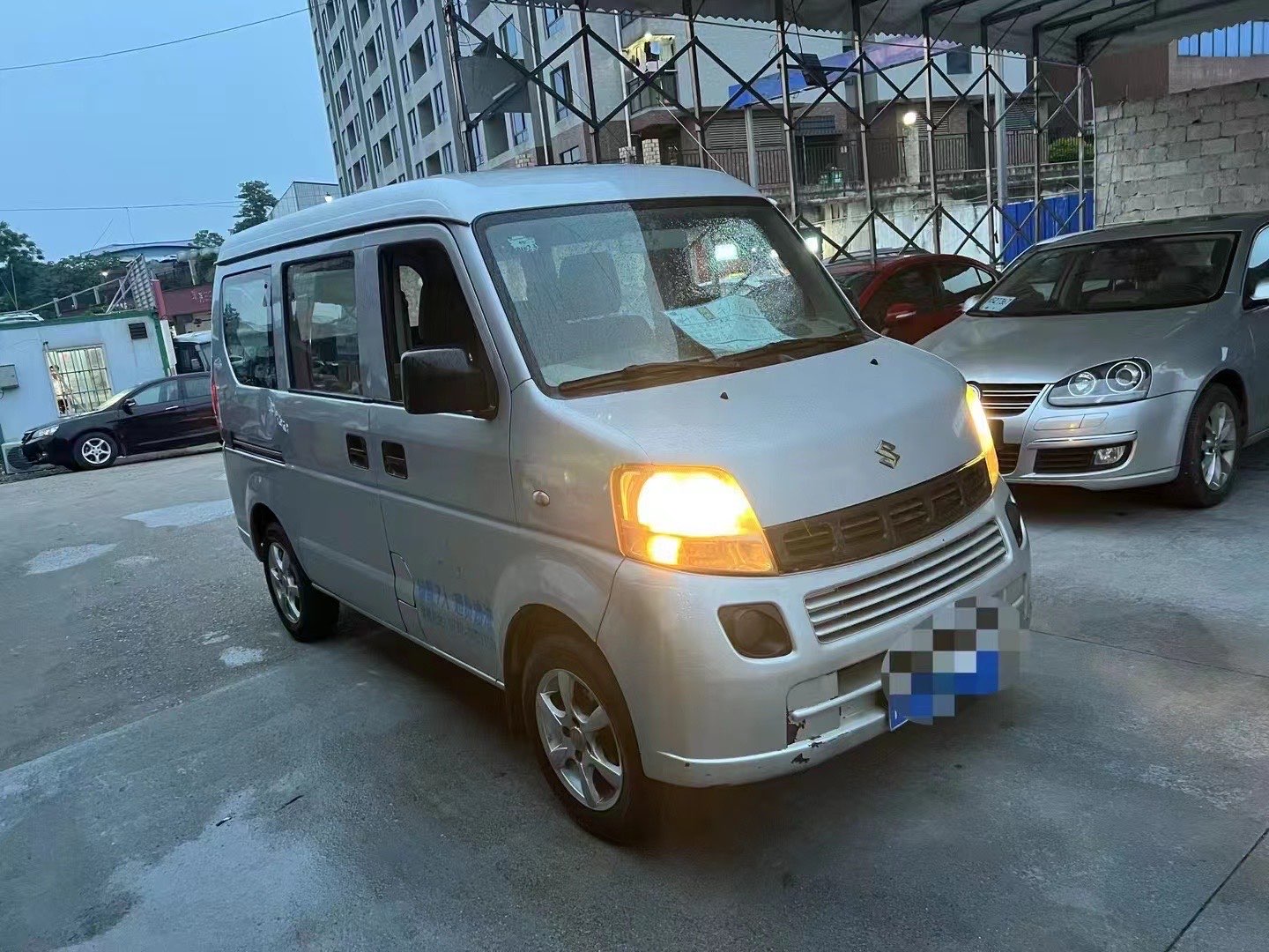 Suzuki Landy 2010 immagine di auto #2