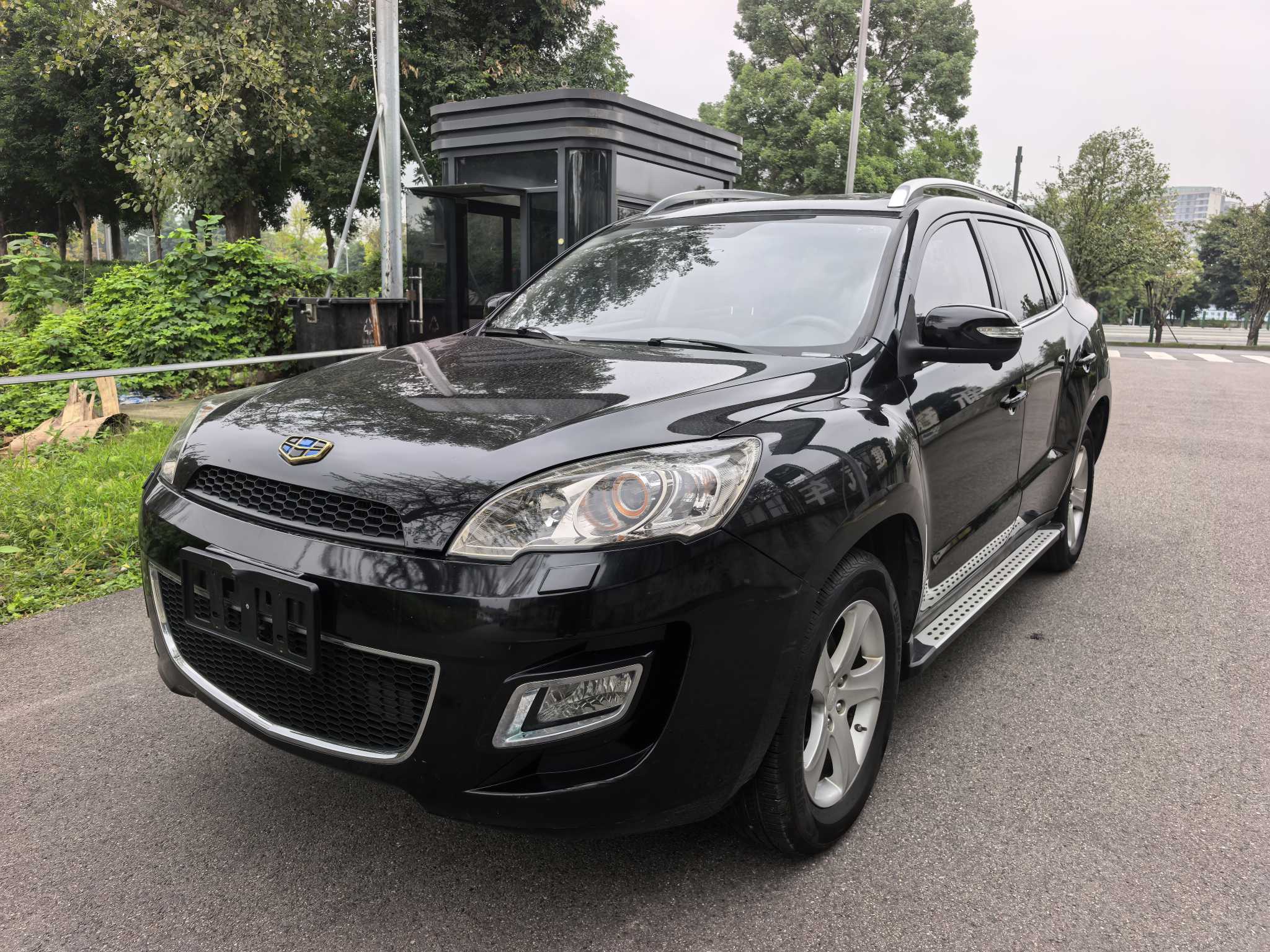 GEELY HaoQing 2015 car image #2