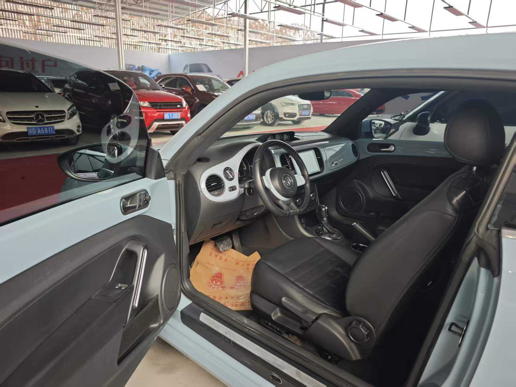 Volkswagen Beetle 2014 изображение автомобиля #2