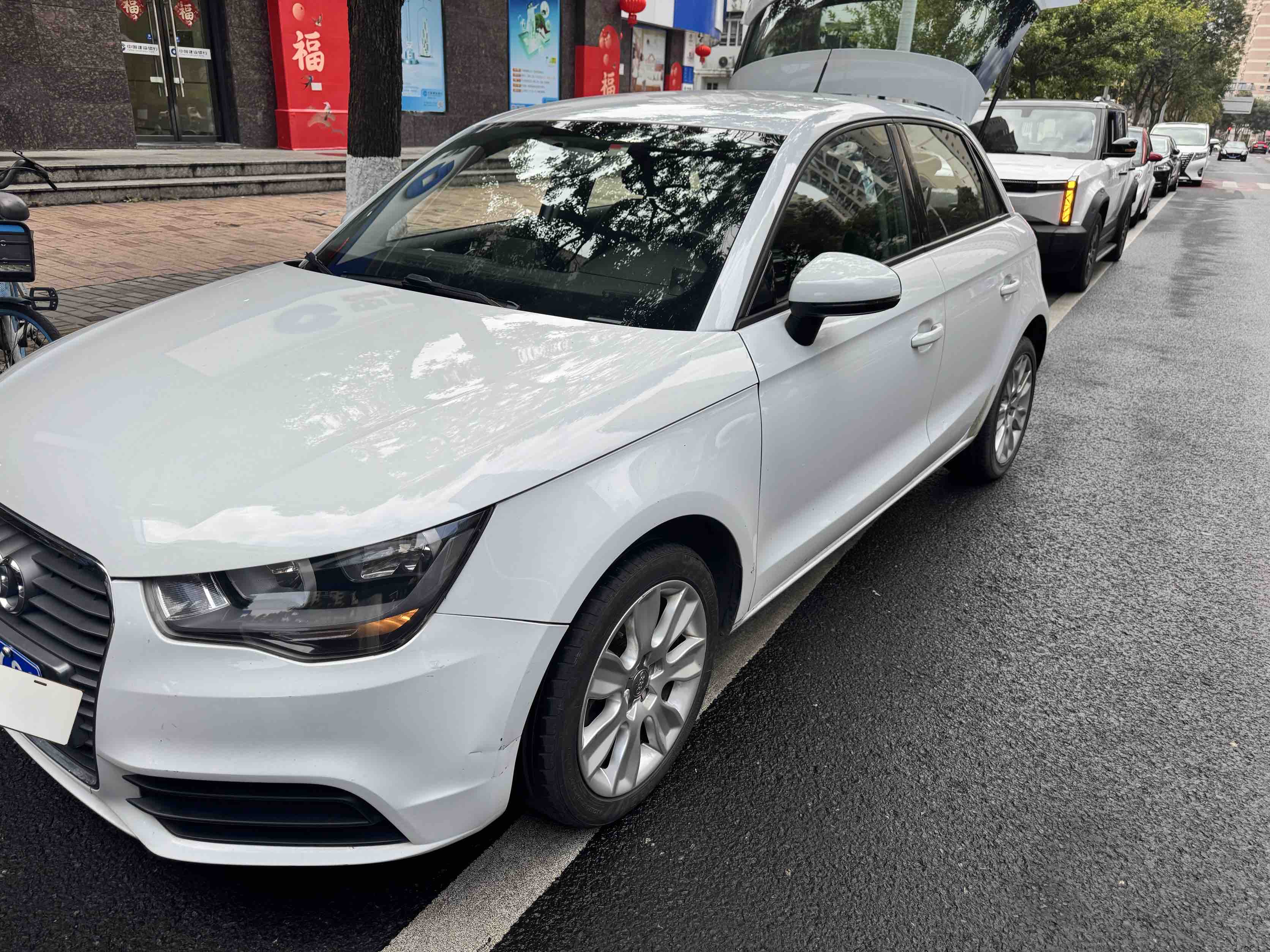 Audi A1 2015 car image #2