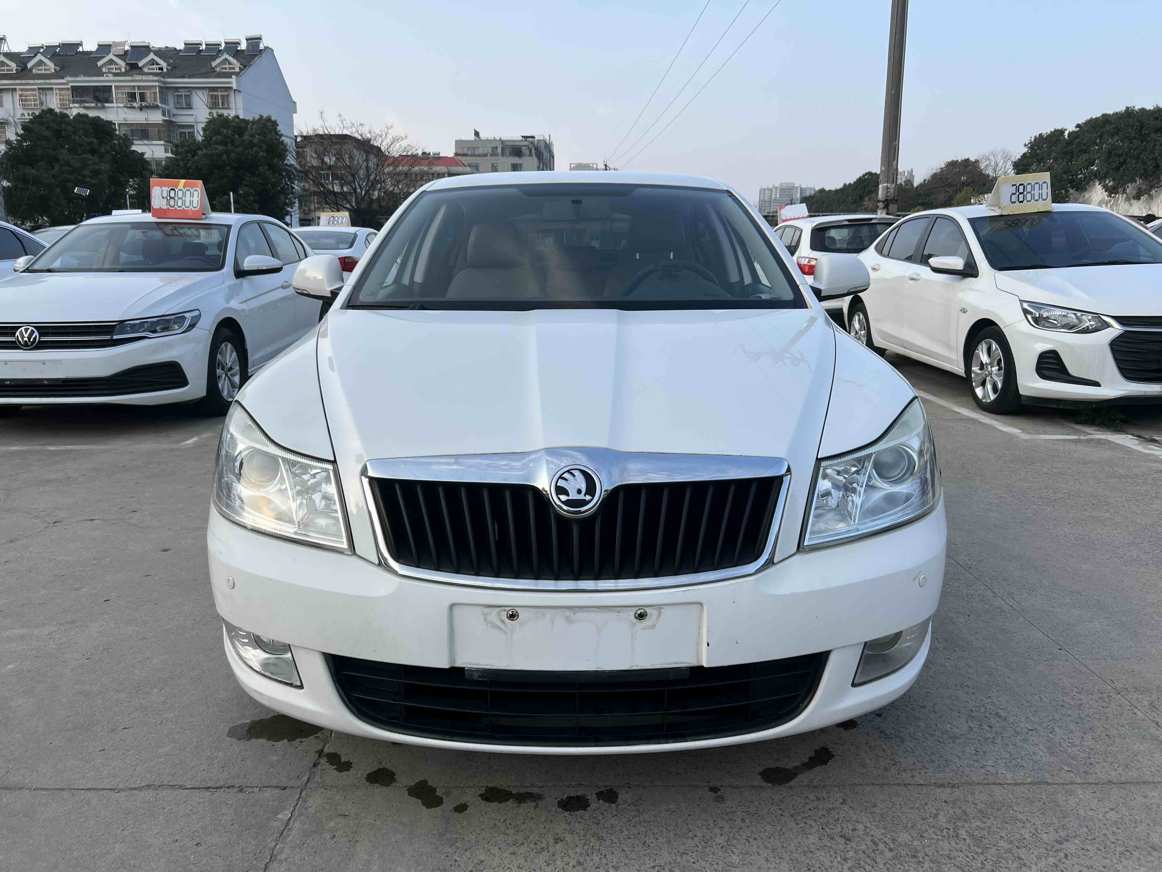 Skoda Octavia 2015 car image #2
