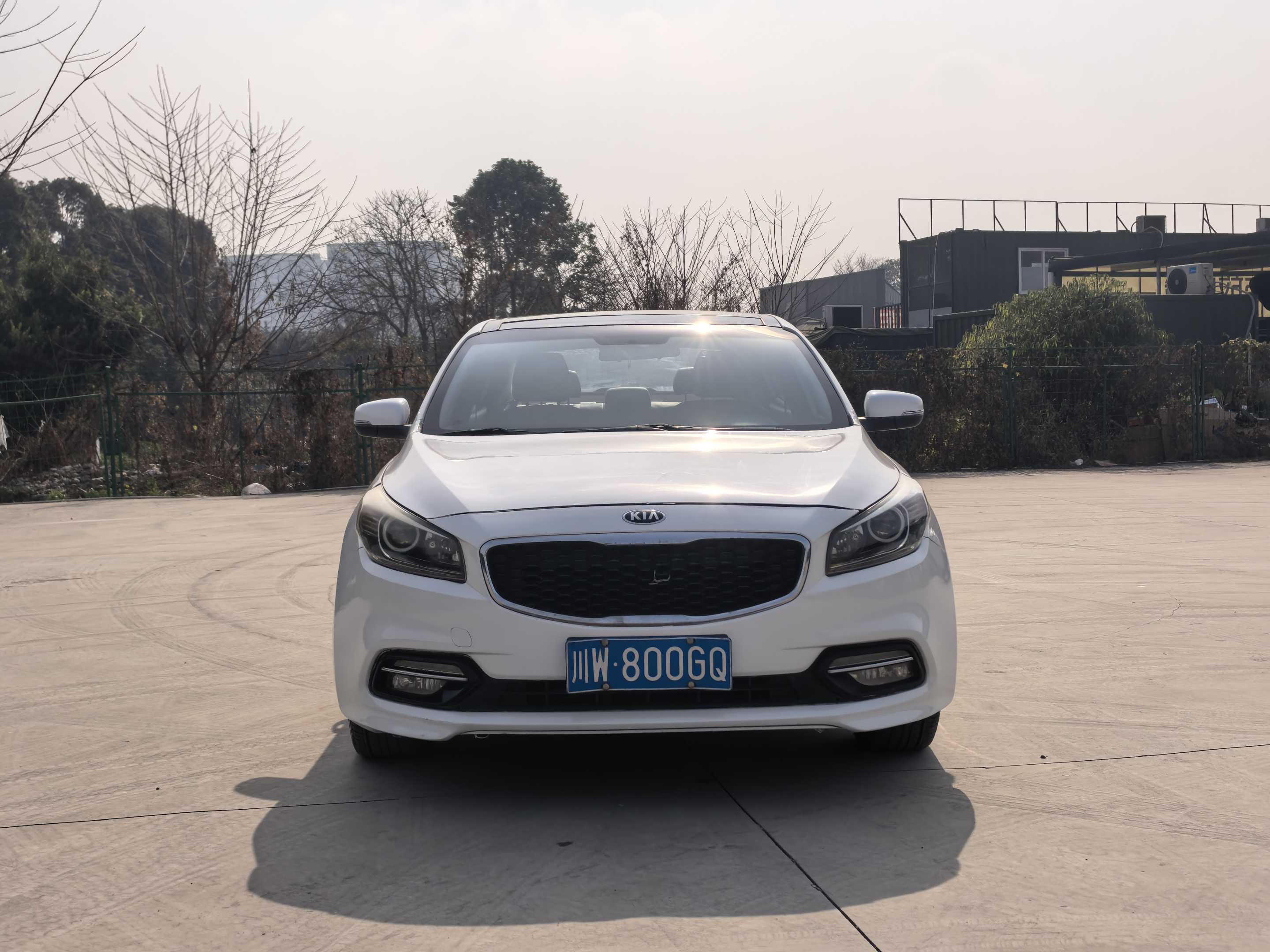 起亚 起亚K4 2015 汽车图片 #2