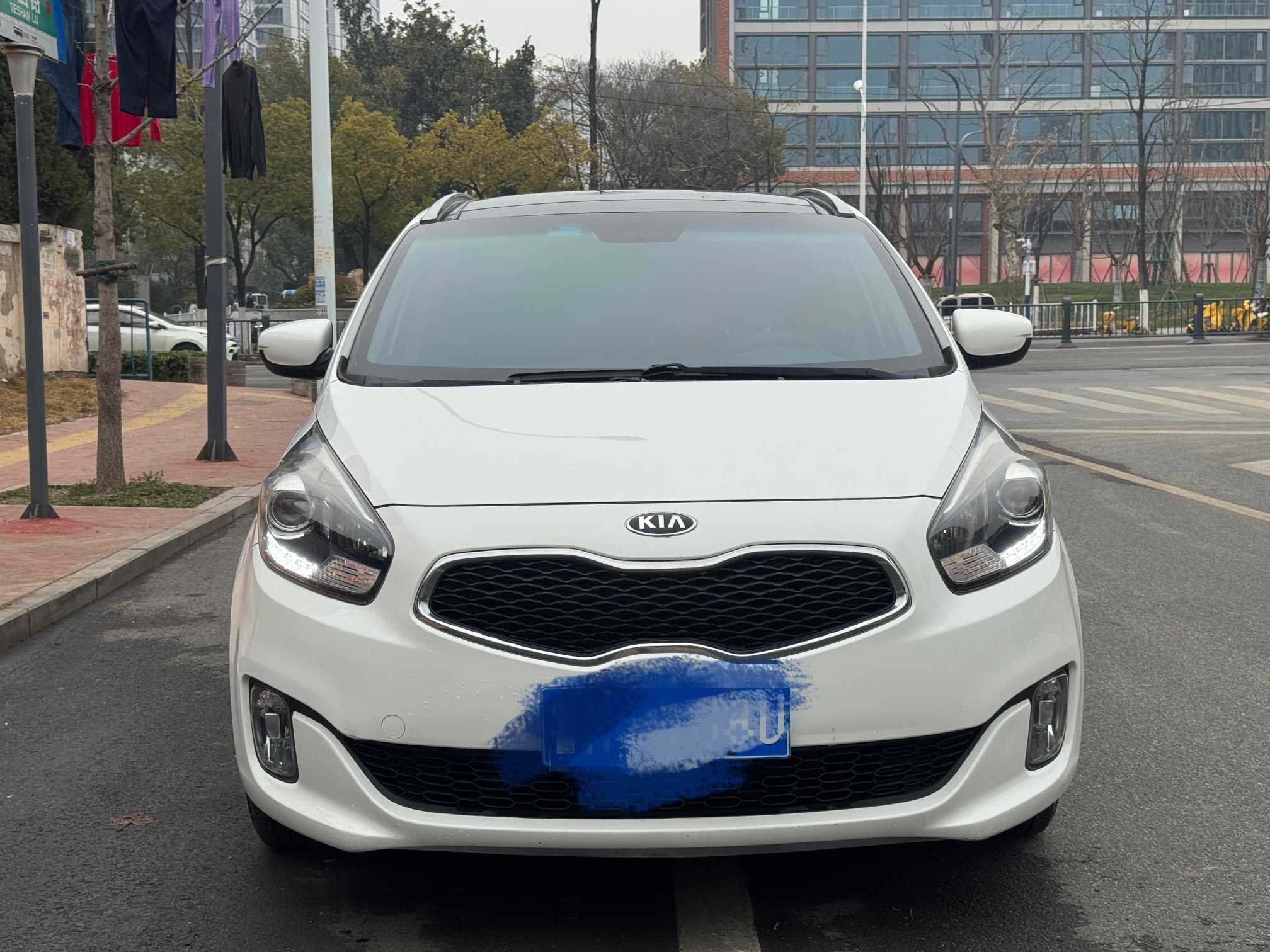 起亚 佳乐 2015 汽车图片 #2