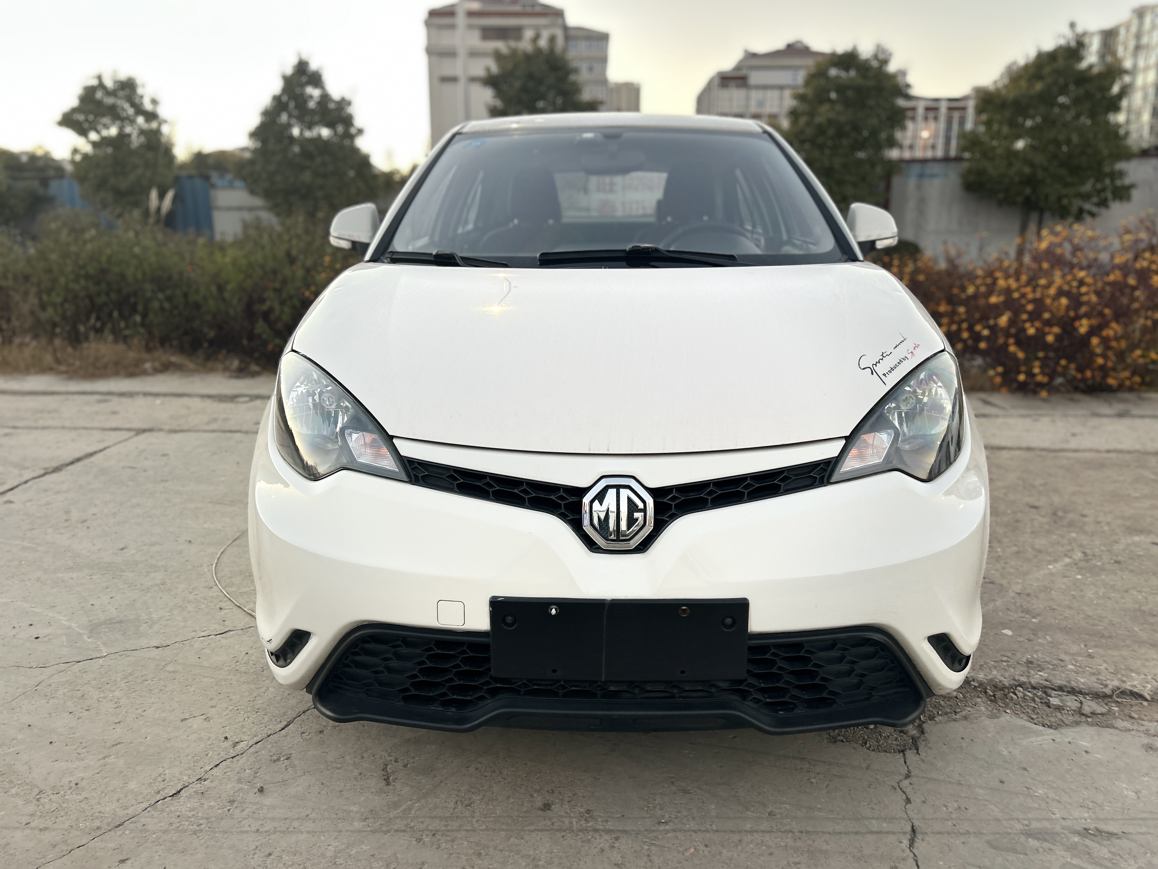 MG 3 2015 car image #2