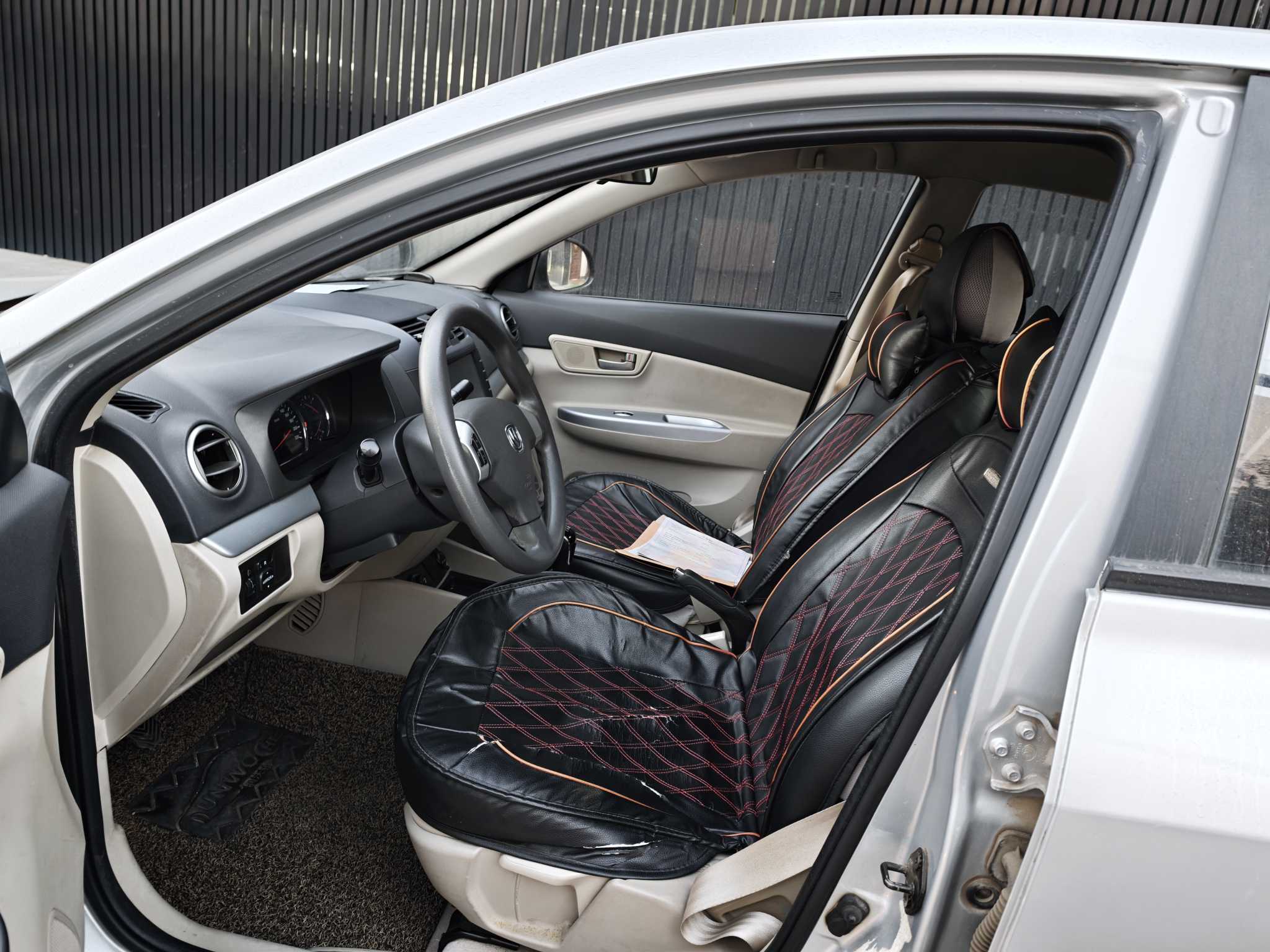 Changan Alsvin V5 2014 car image #2