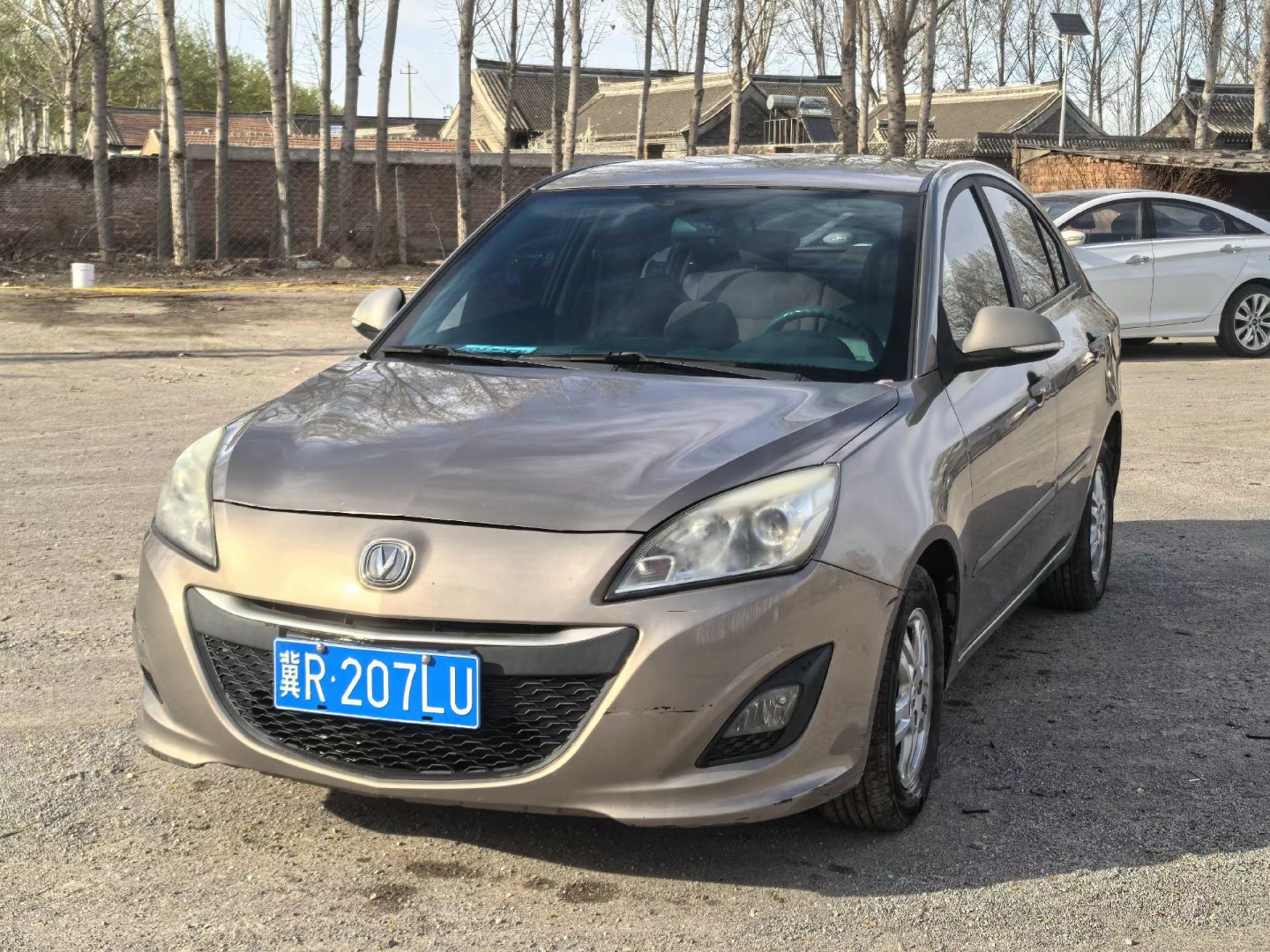 Changan Alsvin V5 2014 car image #2
