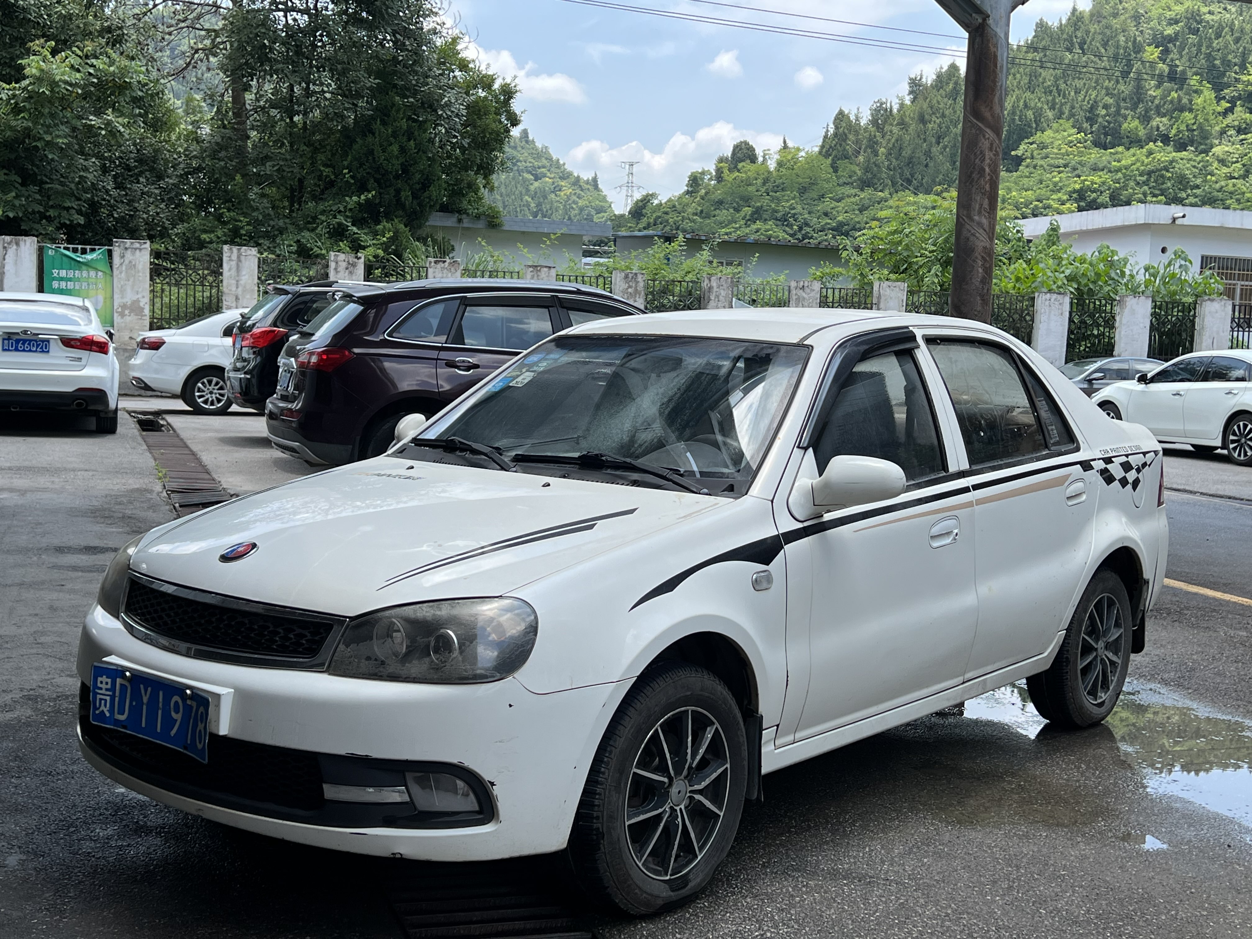 GEELY SC3 2014 #2 GEELY SC3 2014 صورة سيارة #2