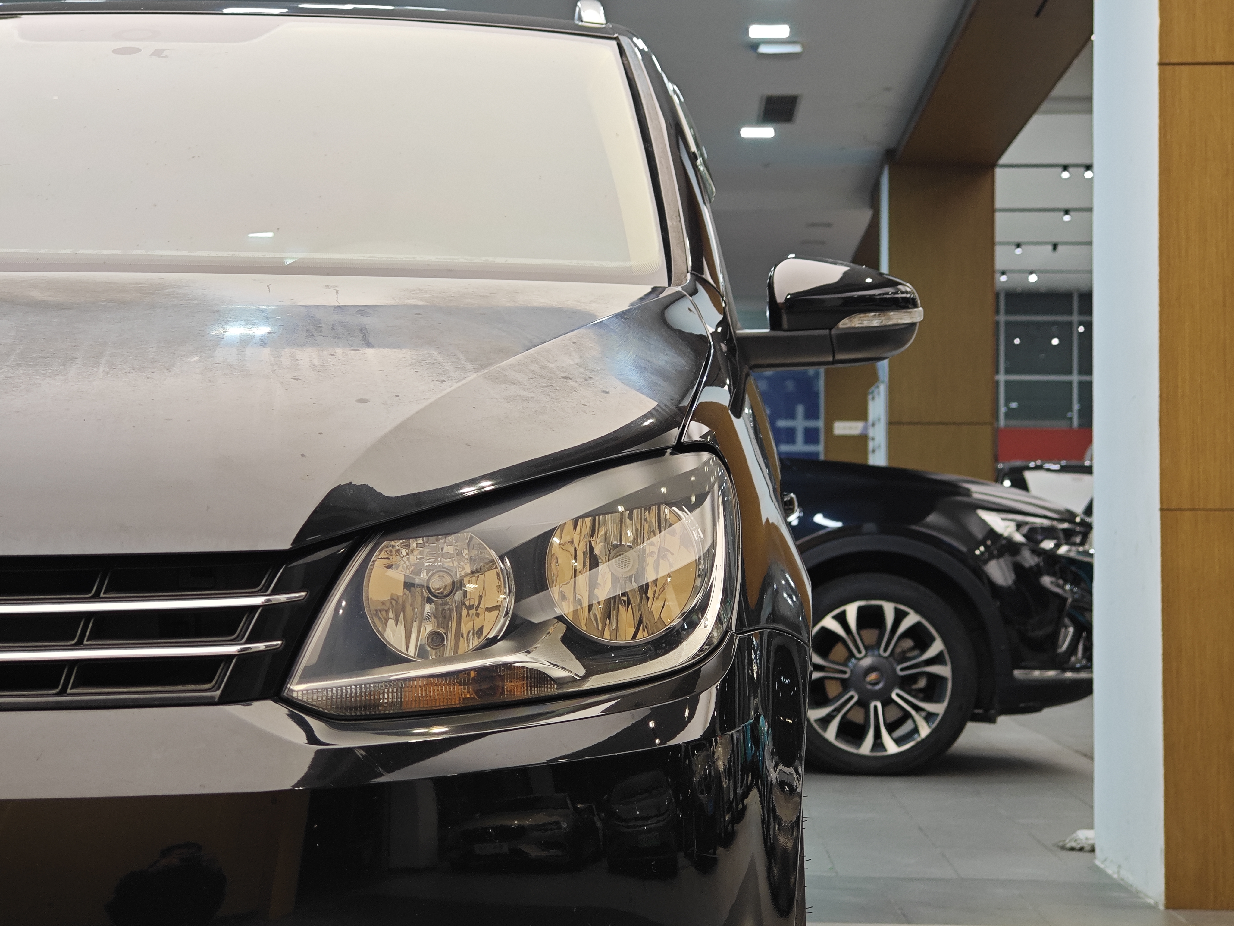 Volkswagen Touran 2011 #2 Volkswagen Touran 2011 immagine di auto #2