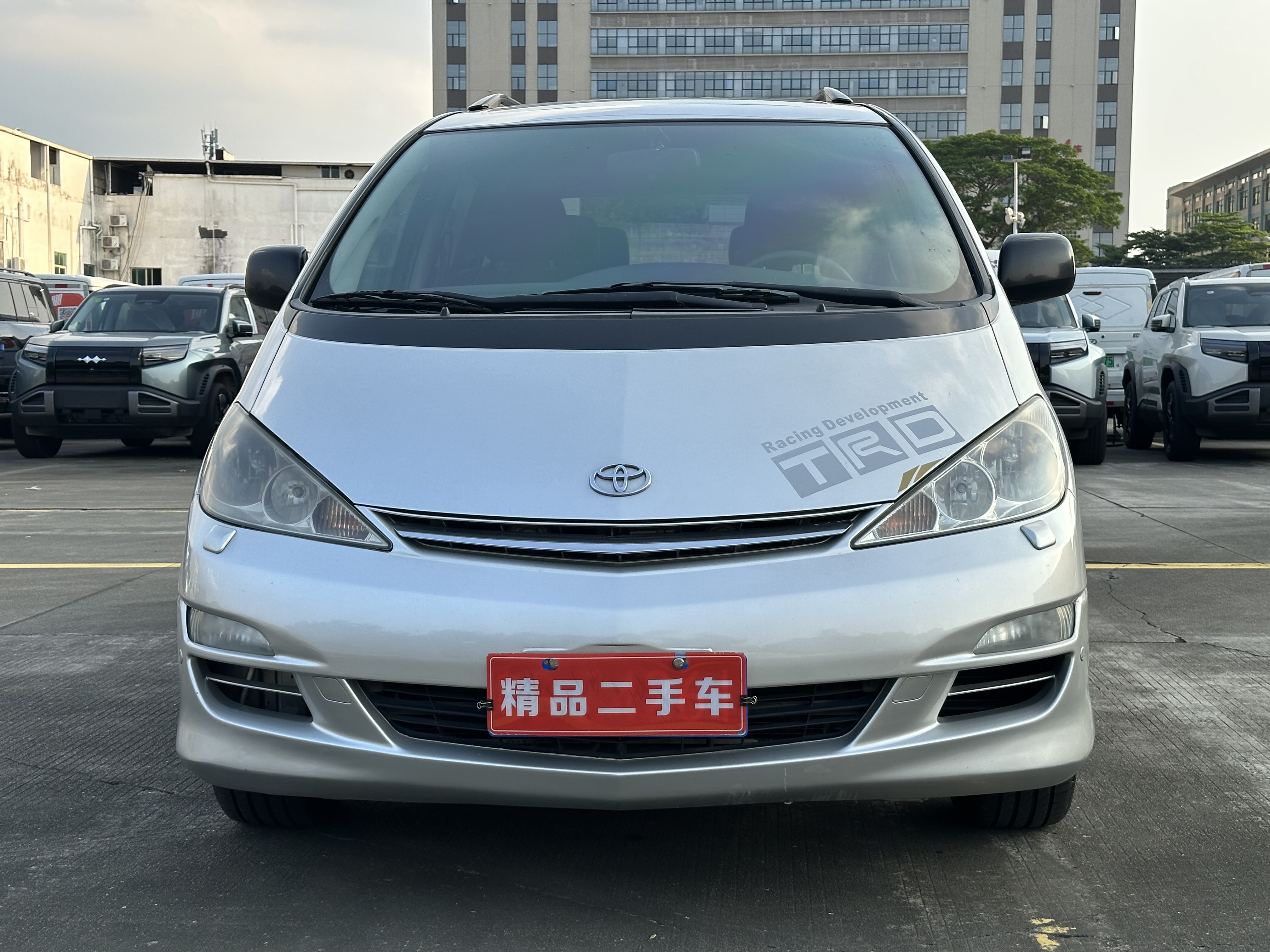 Toyota Previa 2005 car image #2