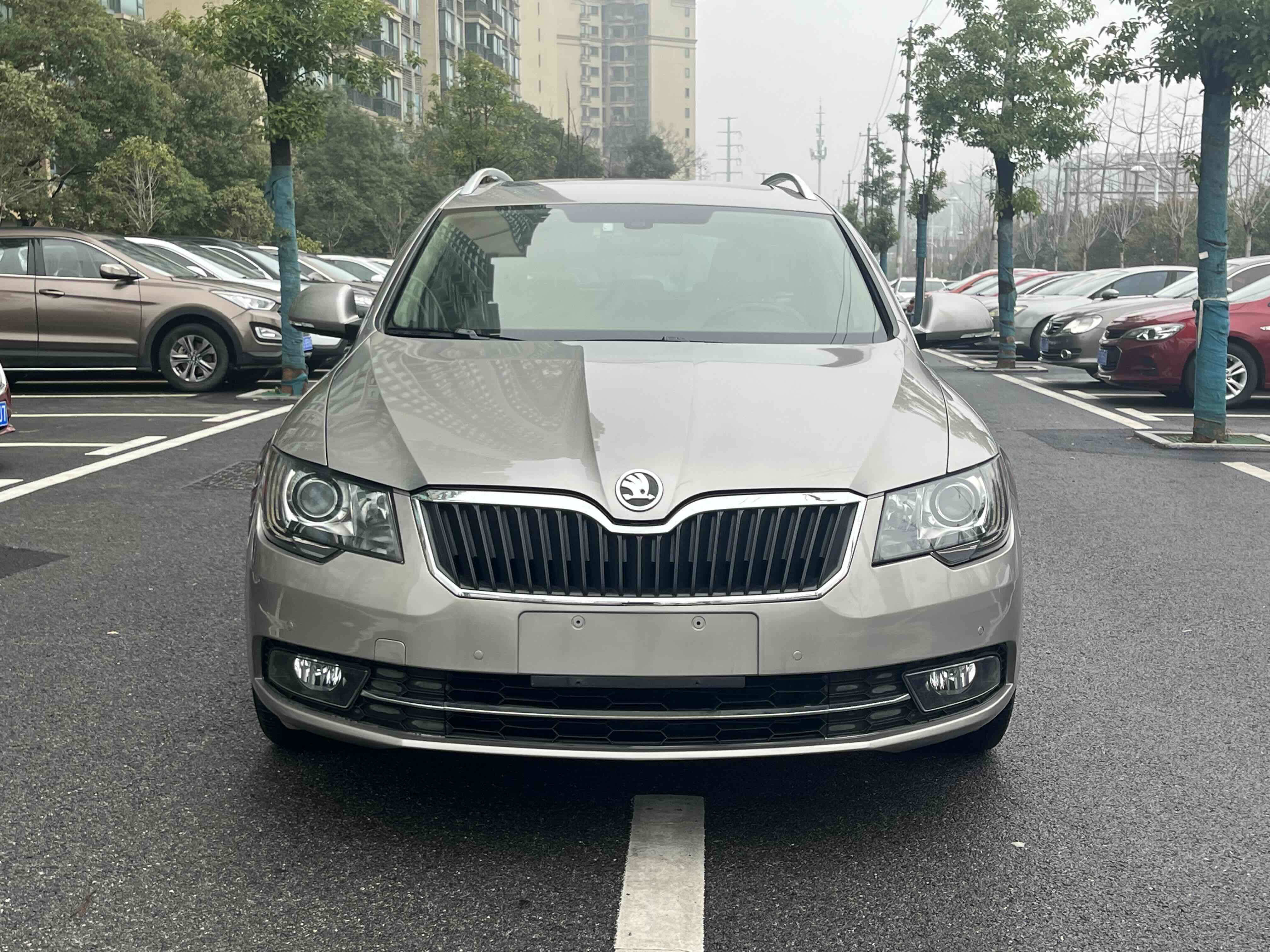 斯柯达 速尊 2015 汽车图片 #2