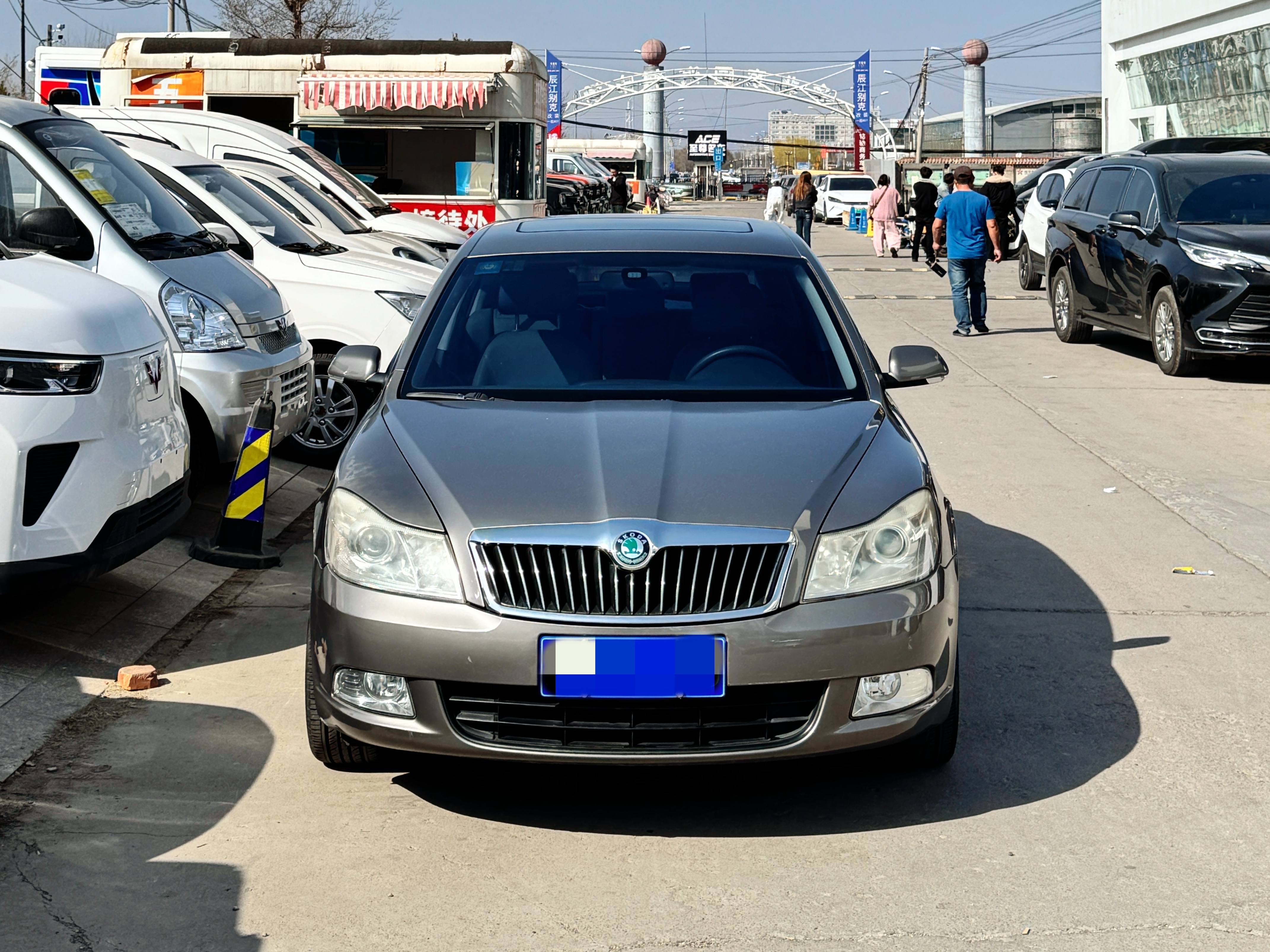 Skoda Octavia 2010 car image #2