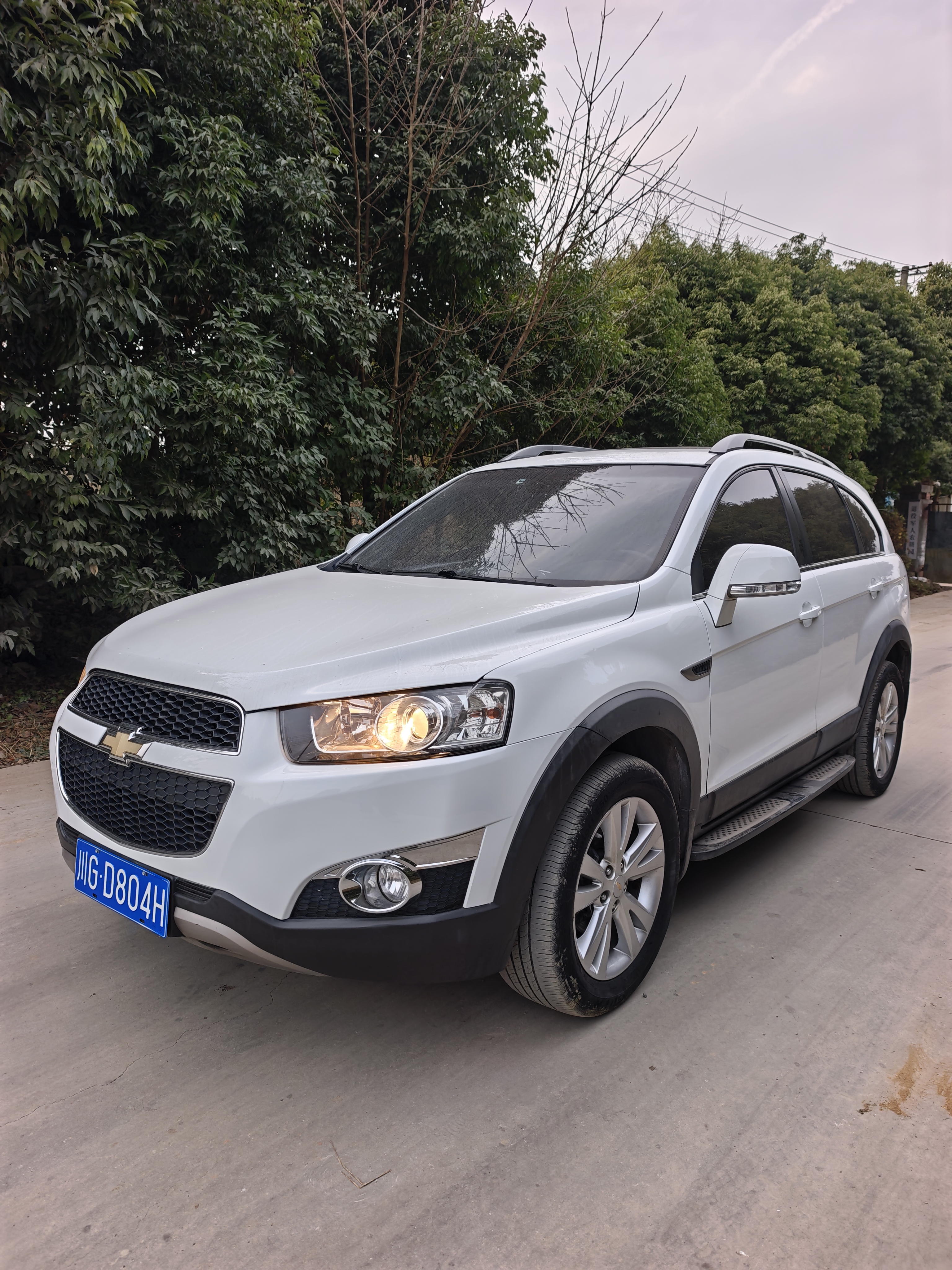 Chevrolet Captiva 2015 car image #2