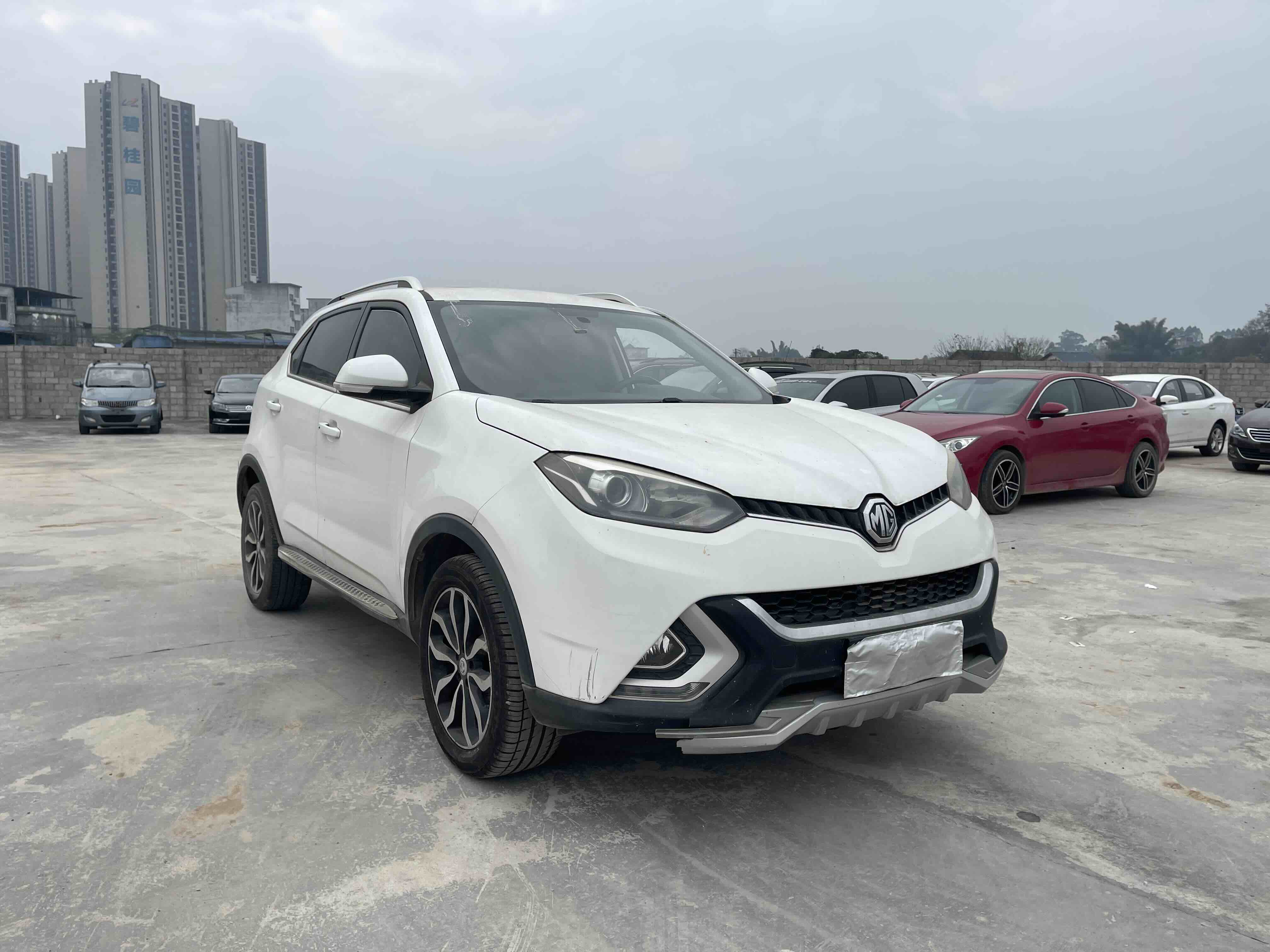 MG GS 2015 car image #2