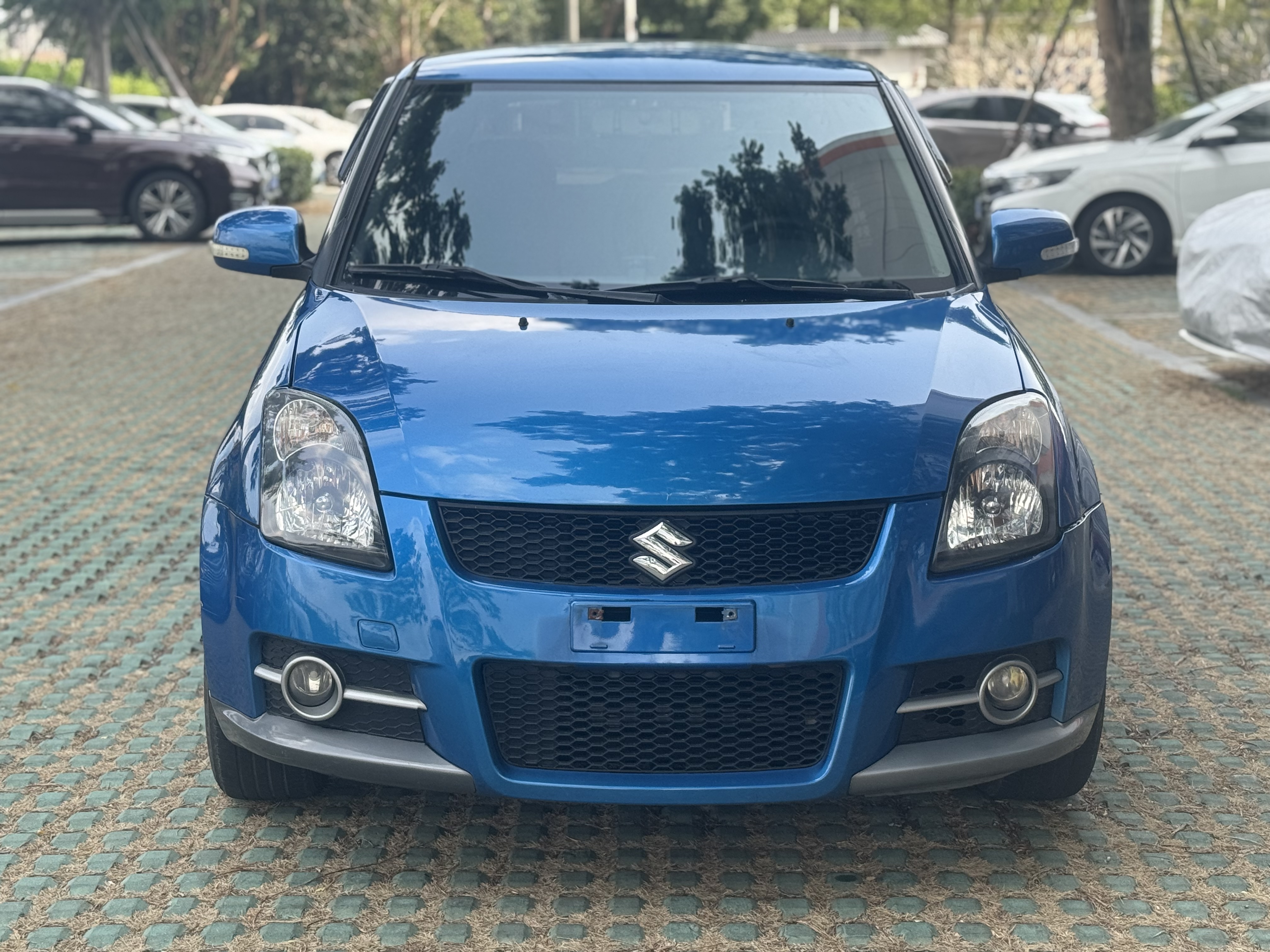 铃木 雨燕 2011 汽车图片 #2