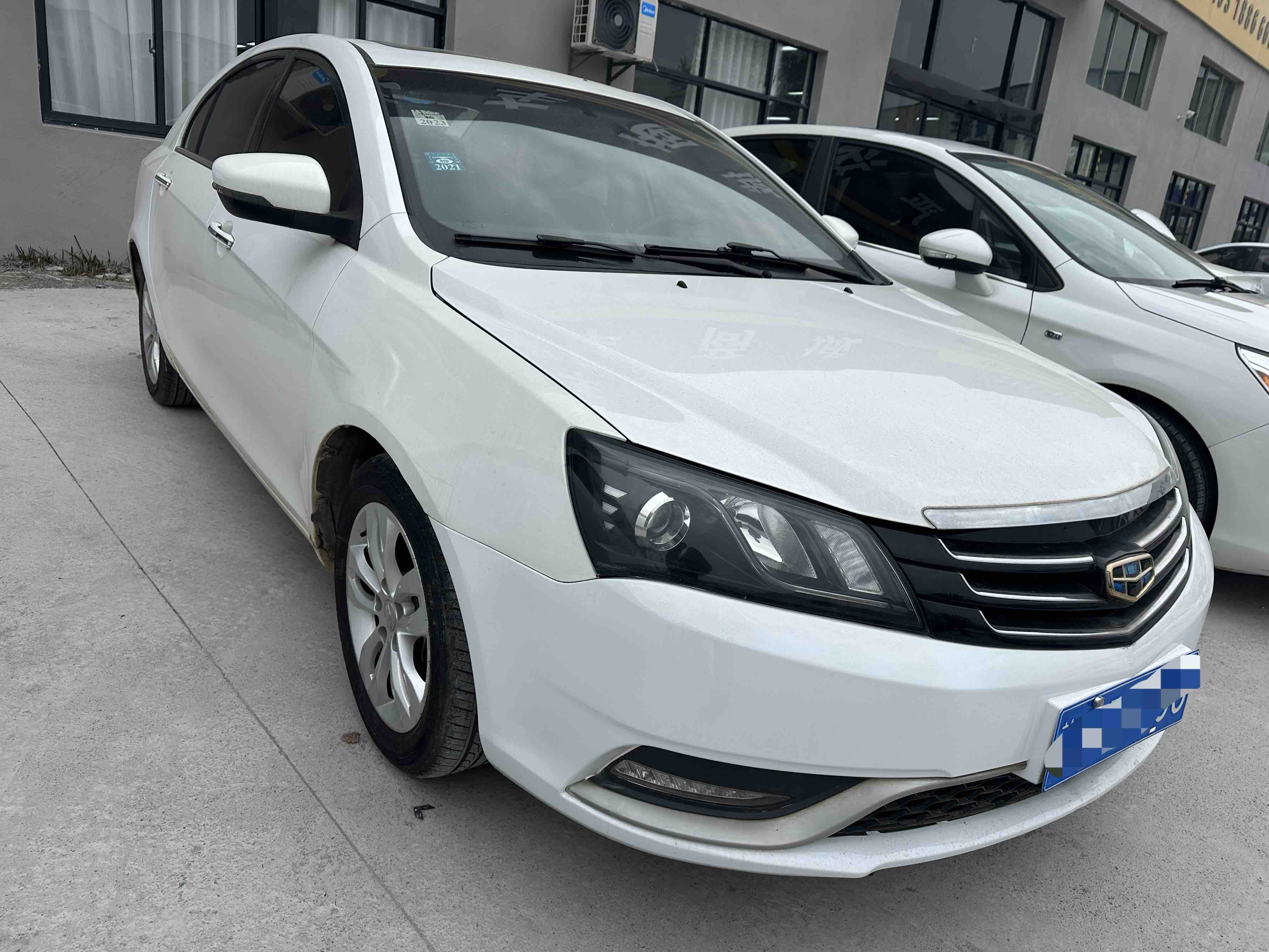 GEELY Emgrand 2015 #2 GEELY Emgrand 2015 car image #2