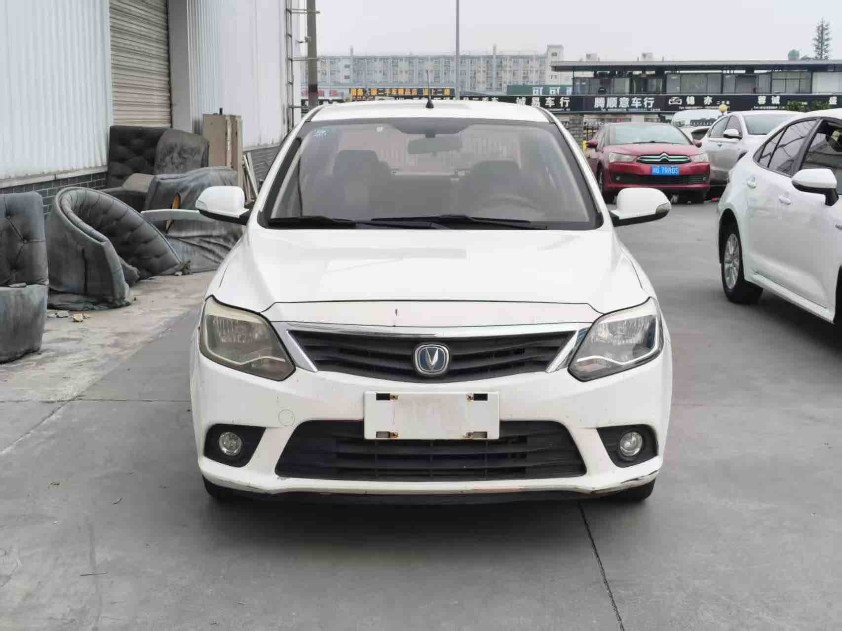 Changan Alsvin V3 2017 car image #2