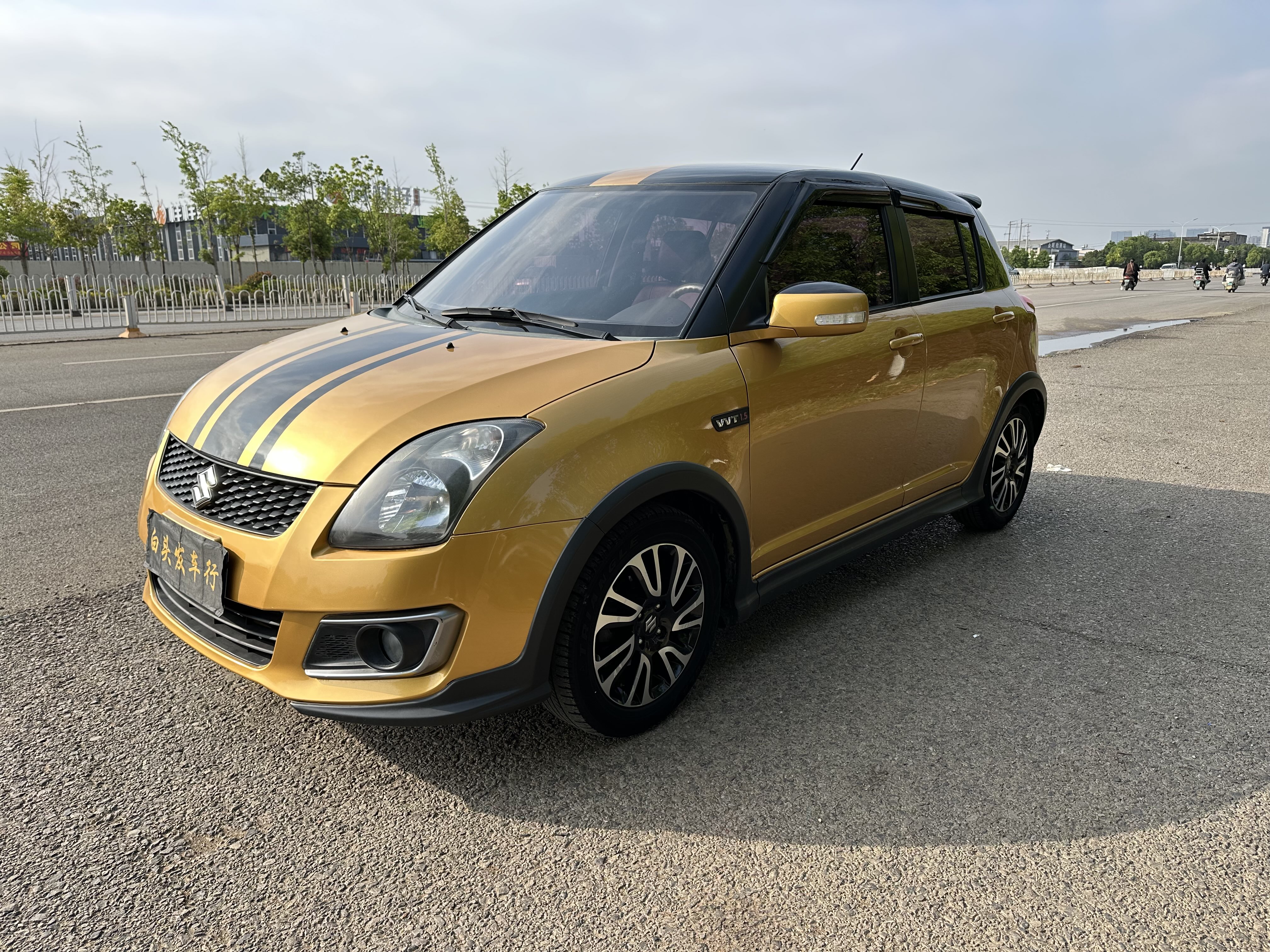 铃木 雨燕 2015 汽车图片 #2