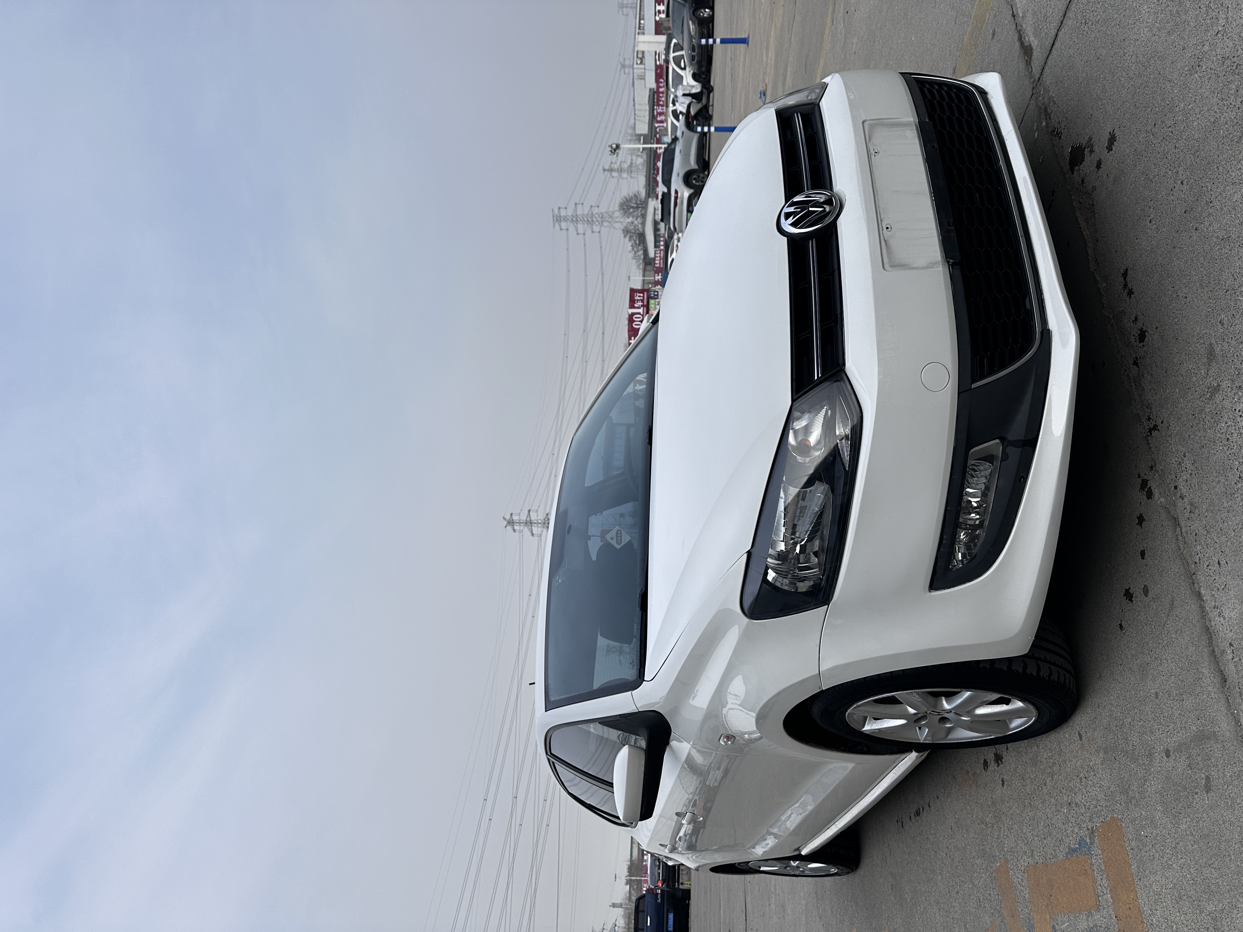 Volkswagen Polo 2011 car image #2