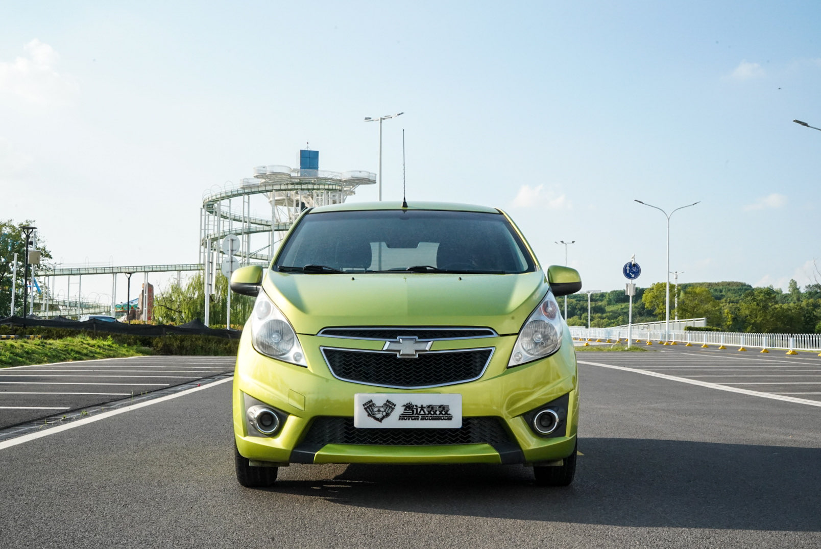 Chevrolet Spark 2011 car image #2