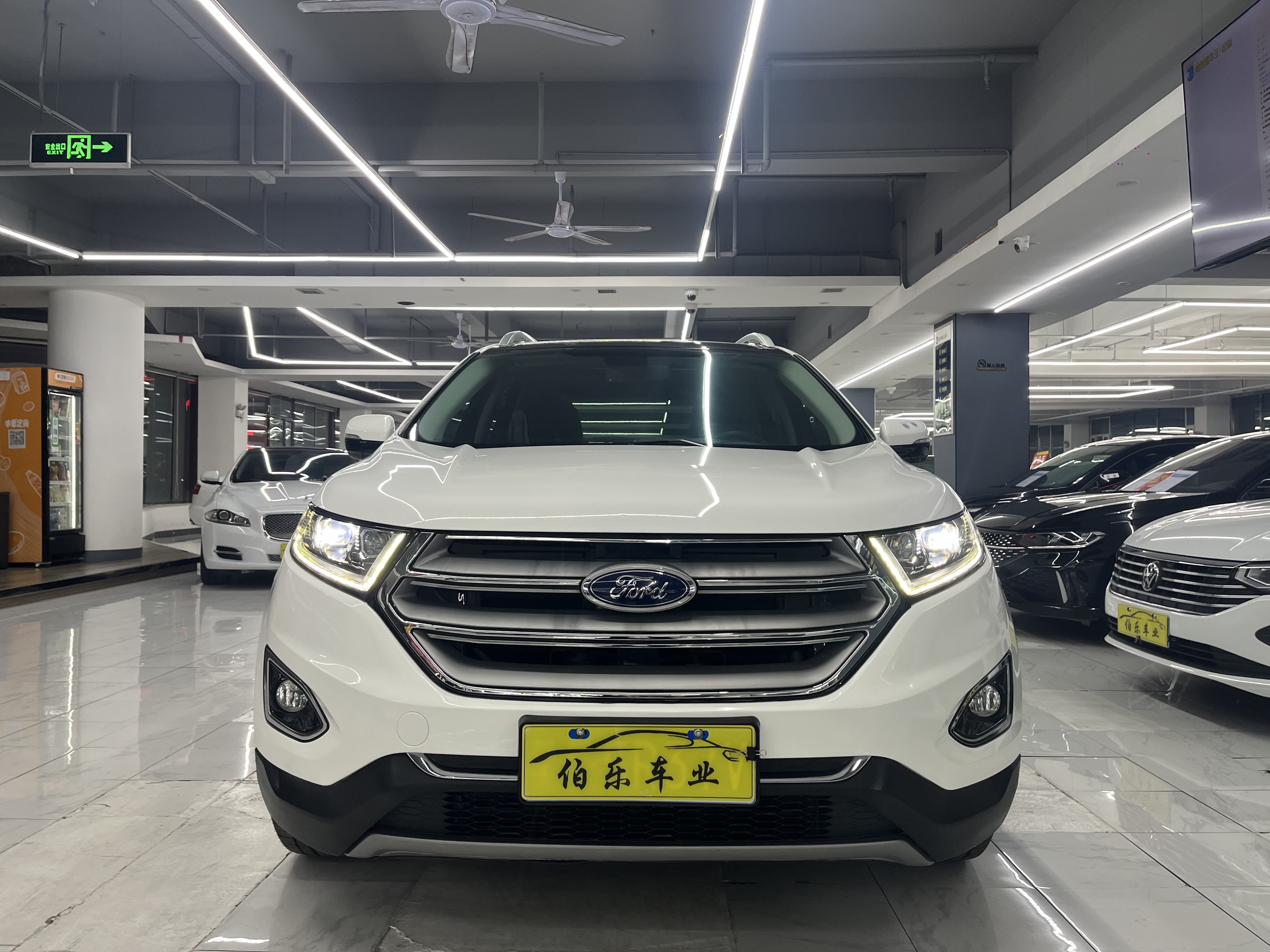 Ford Edge 2016 #2 Ford Edge 2016 car image #2