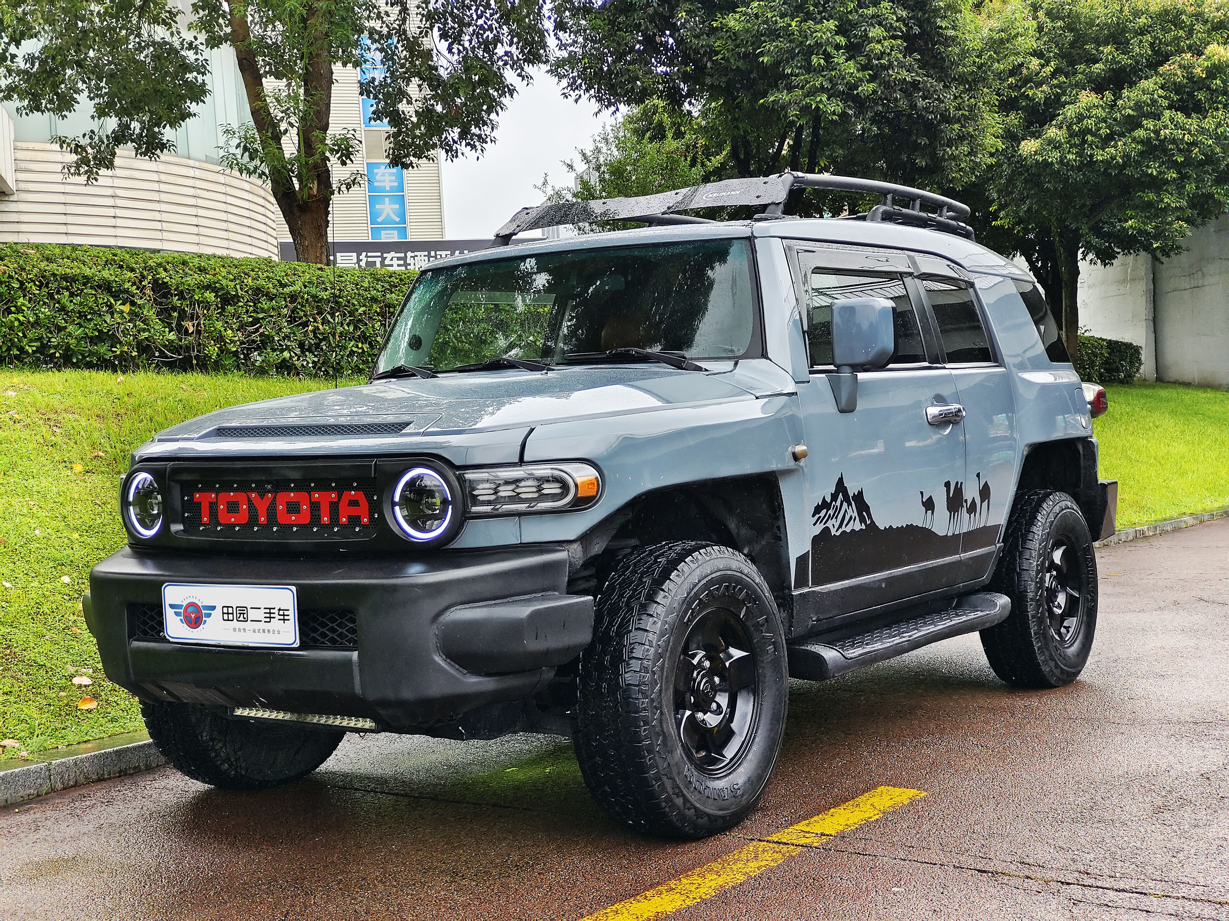 Toyota FJ Cruiser 2010 #2 Toyota FJ Cruiser 2010 car image #2