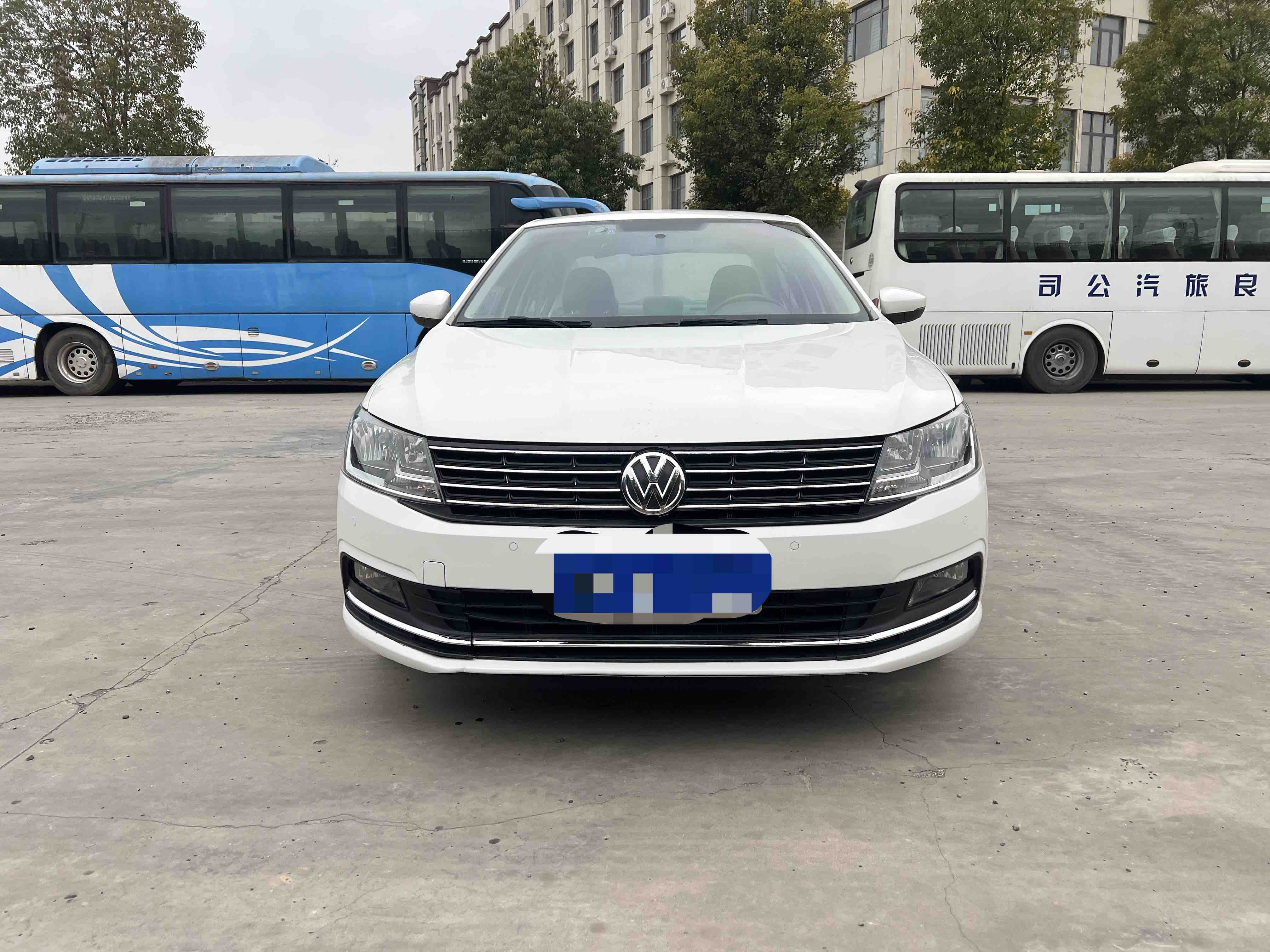 Volkswagen Lavida 2018 car image #2