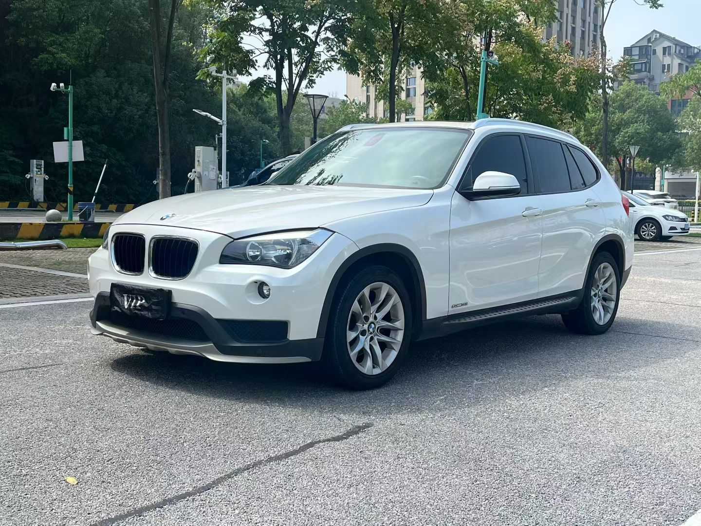 BMW X1 M35Li 2015 #2 BMW X1 M35Li 2015 car image #2