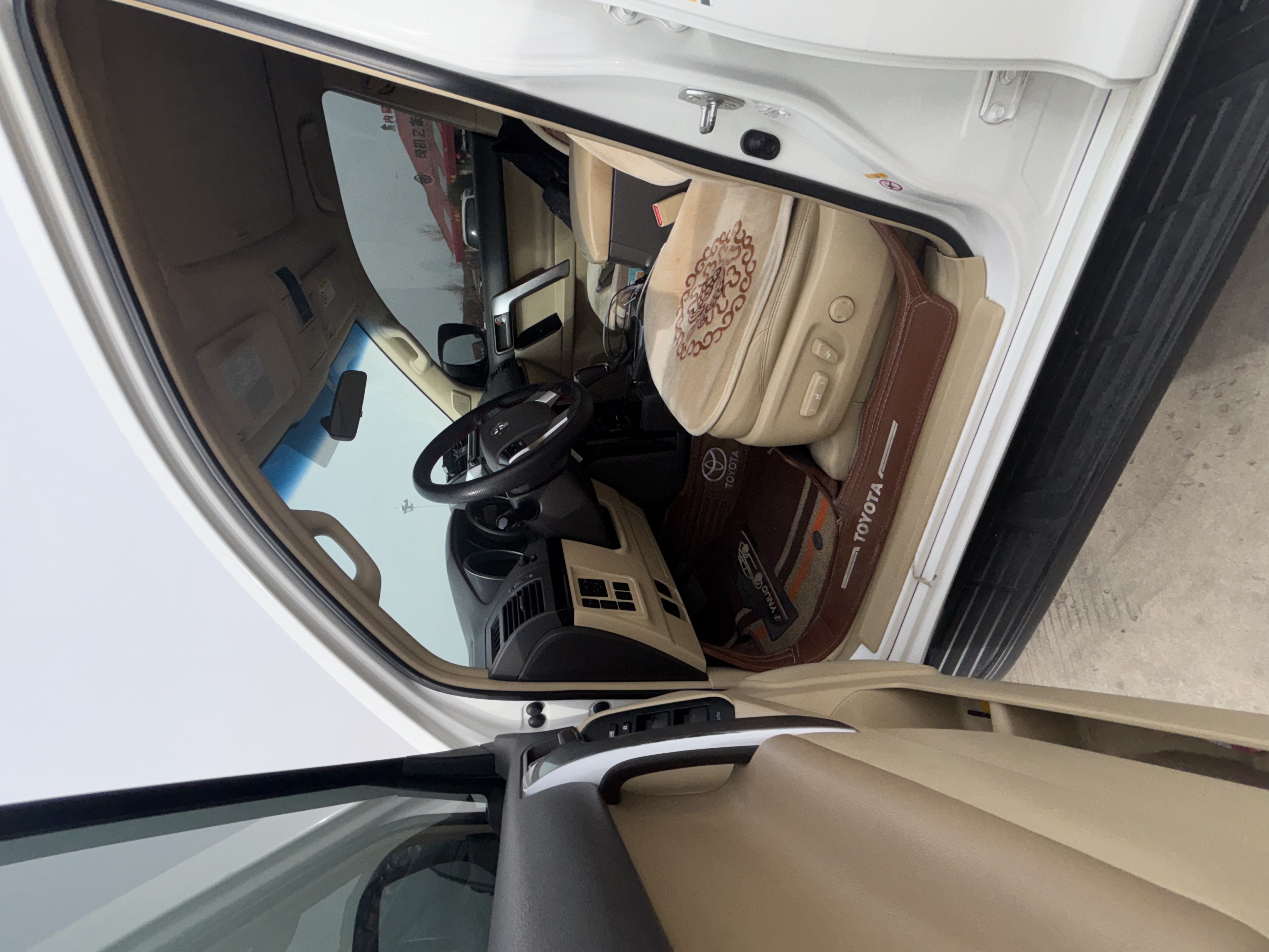 Toyota Land Cruiser Prado 2015 car image #2