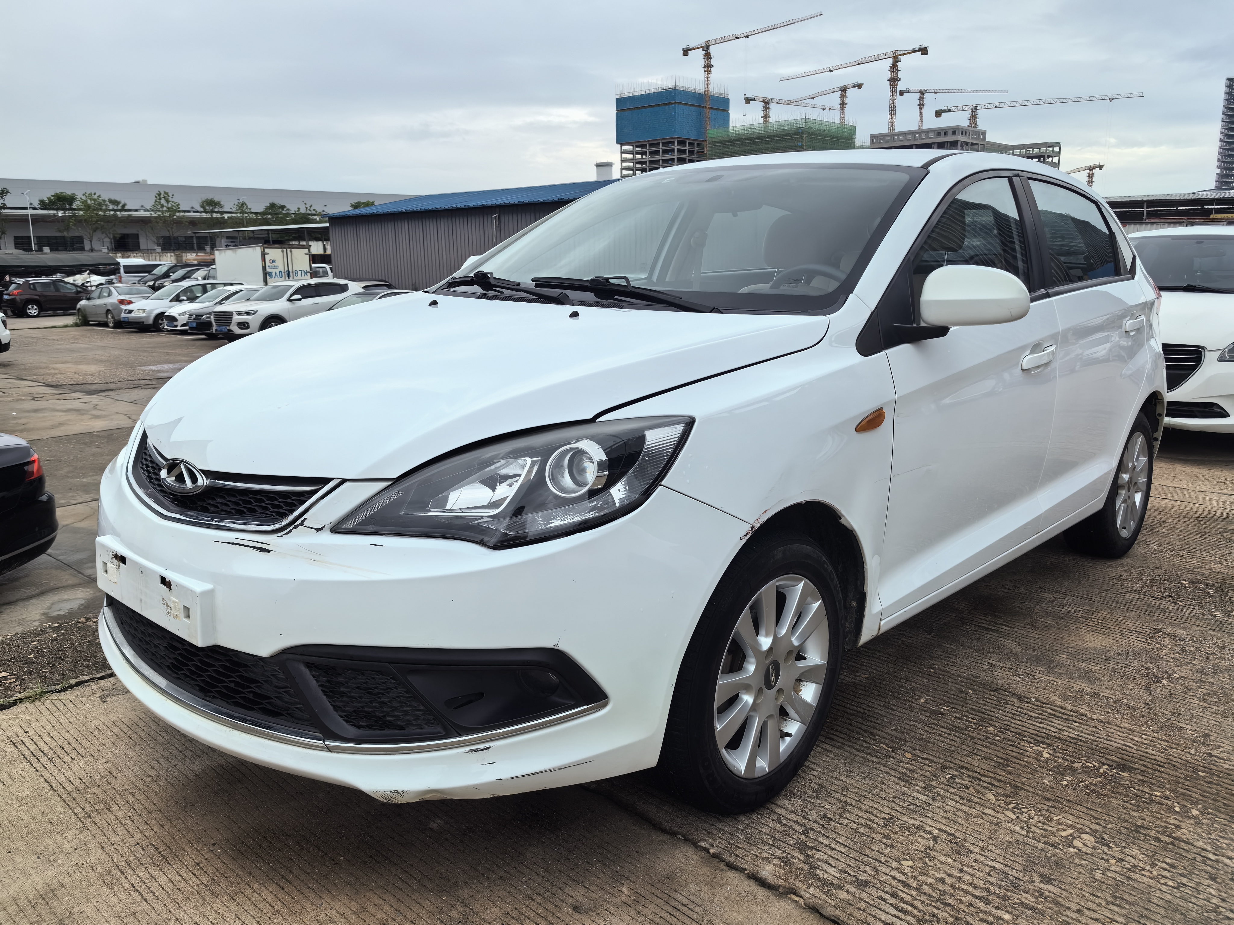 Chery Fulwin 2015 #2 Chery Fulwin 2015 car image #2