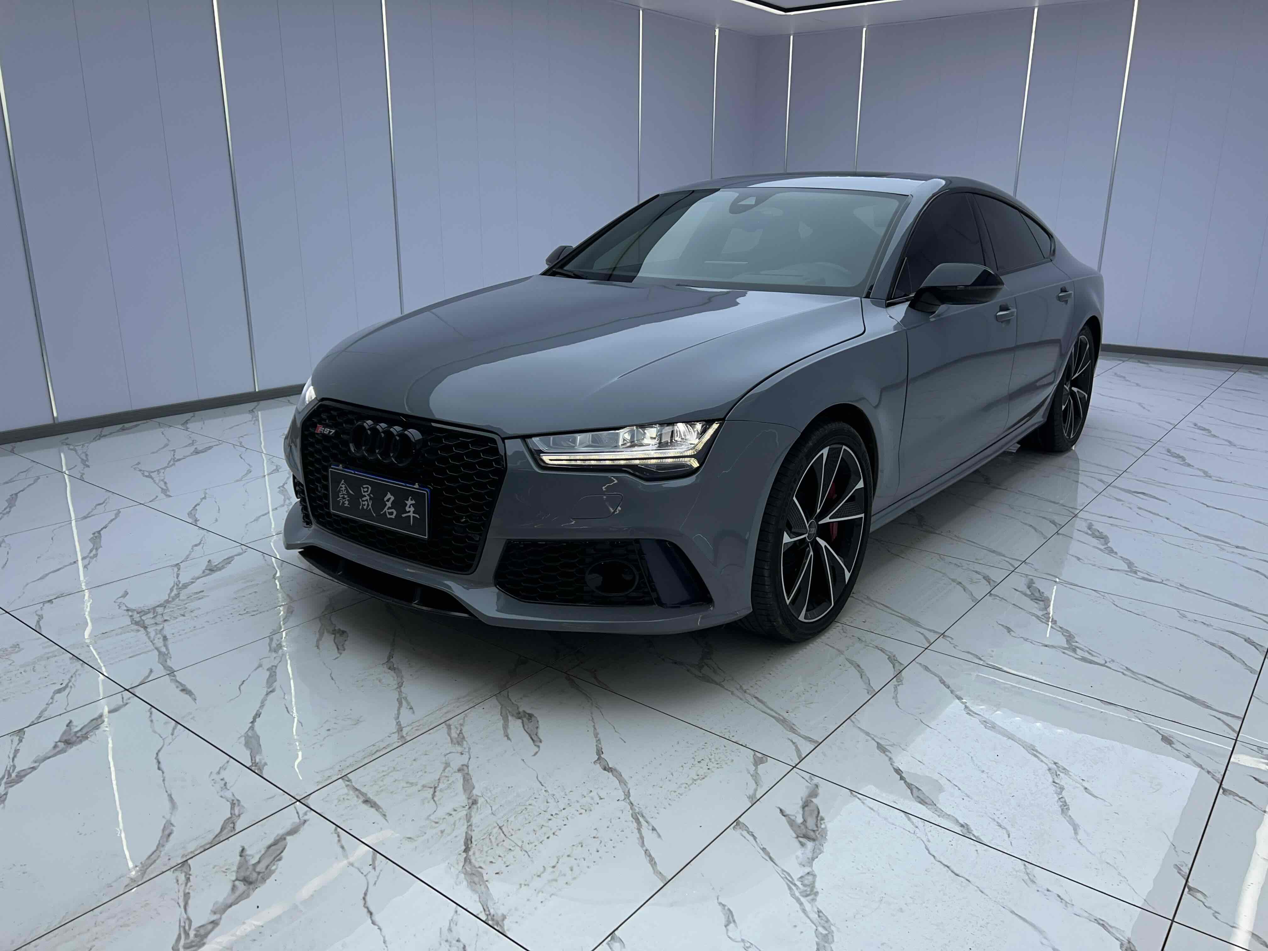 Audi RS 7 2018 car image #2