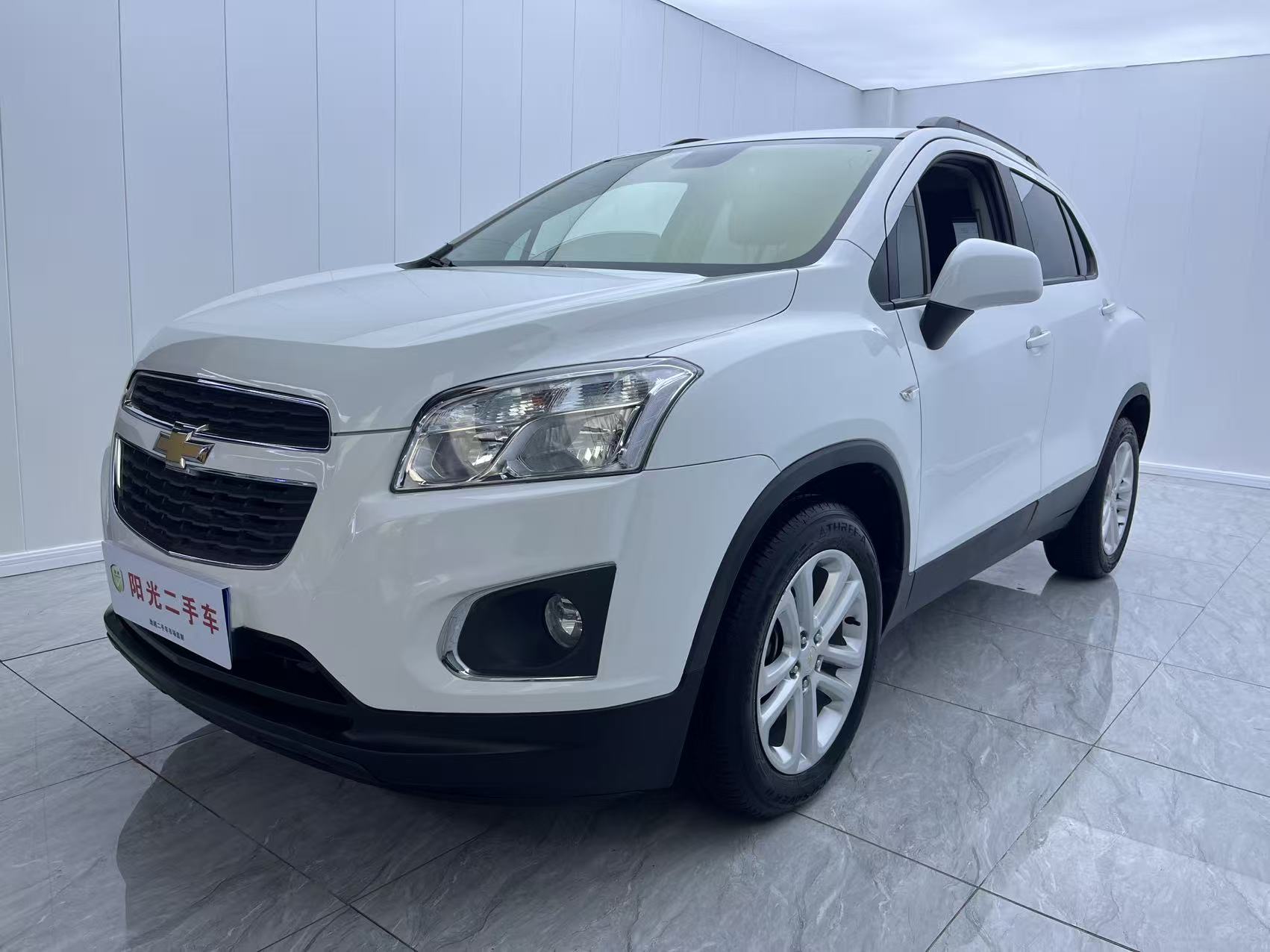Chevrolet Tracker 2016 car image #2