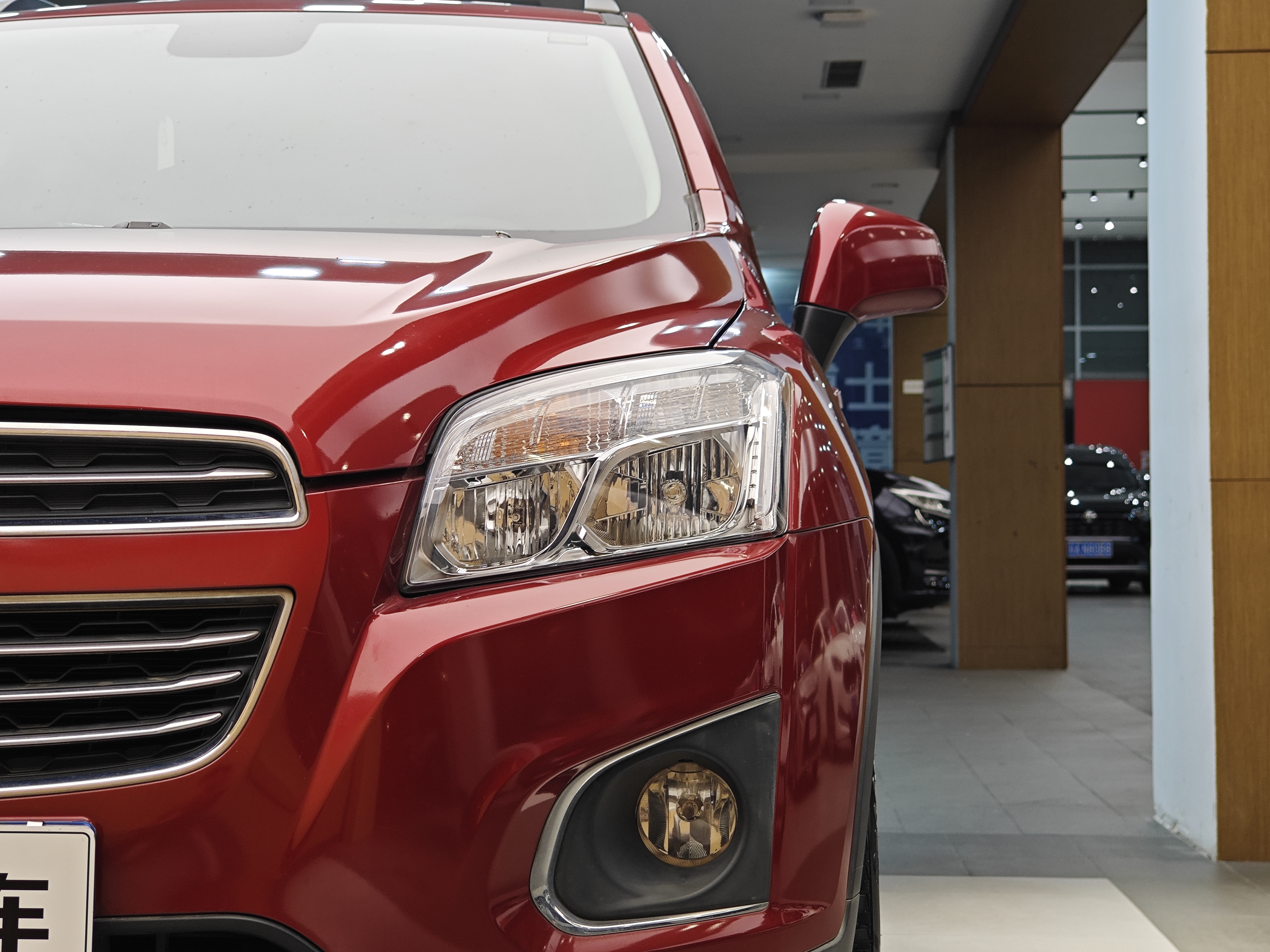 Chevrolet Tracker 2015 صورة سيارة #2