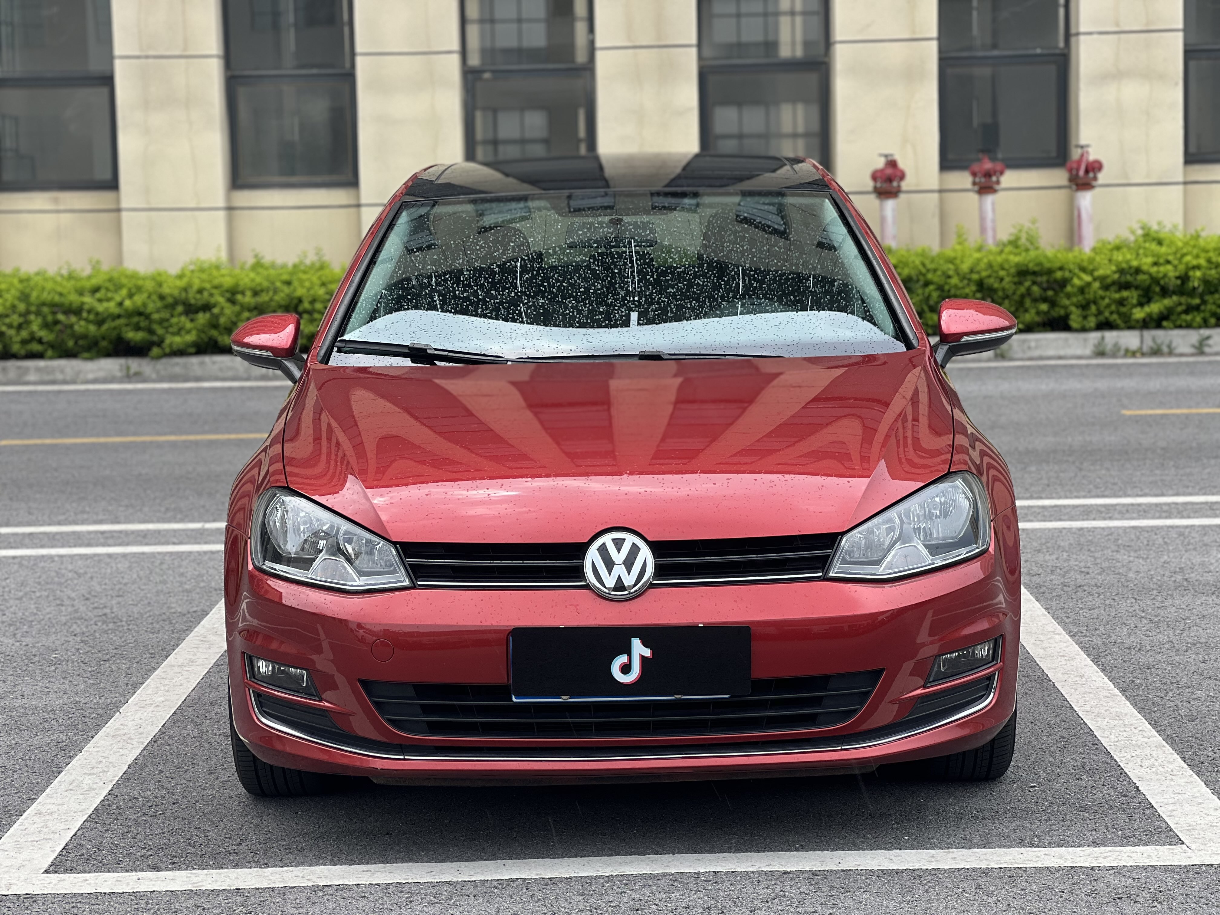 Volkswagen Golf 2016 car image #2