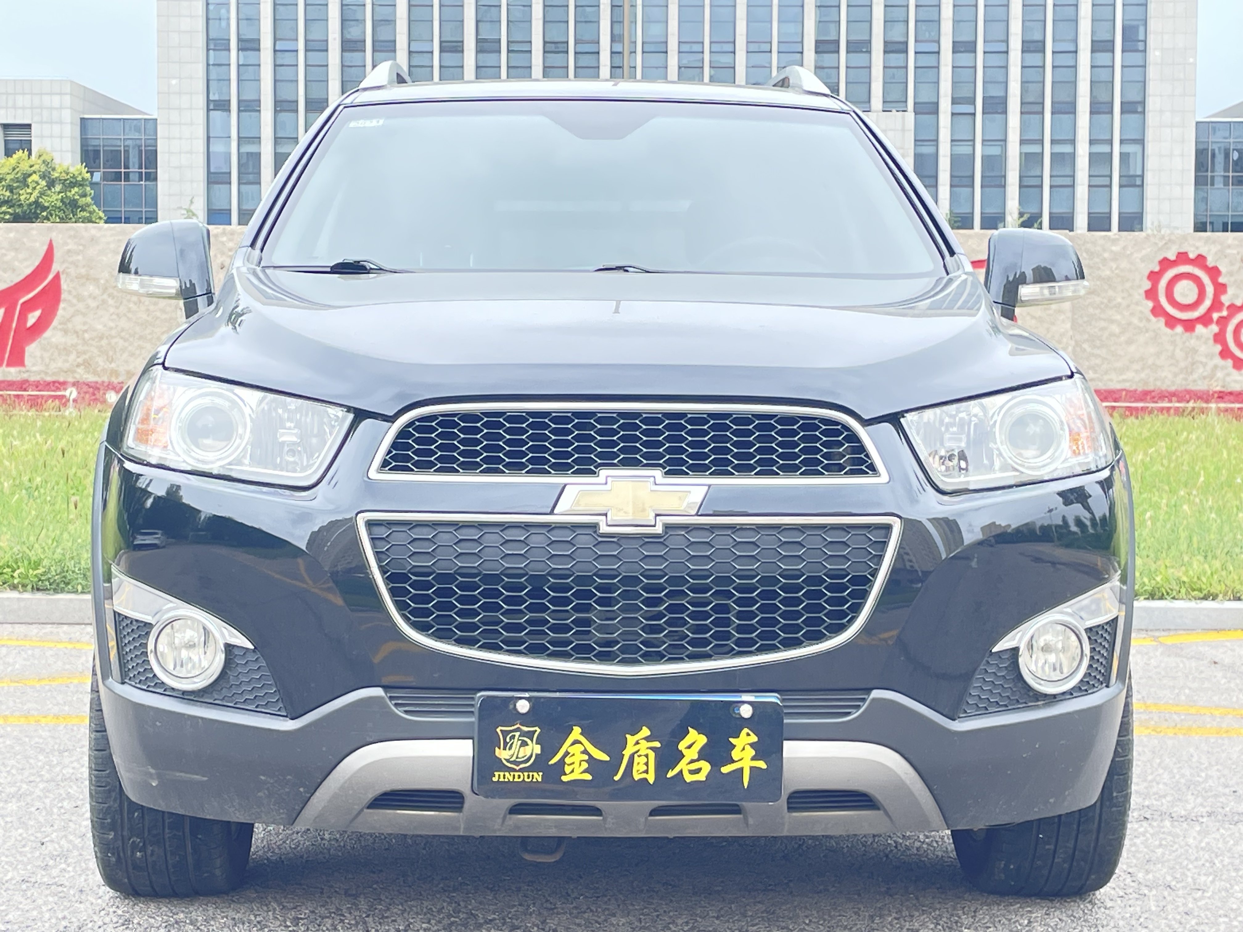 Chevrolet Captiva (Imported) 2012 car image #2