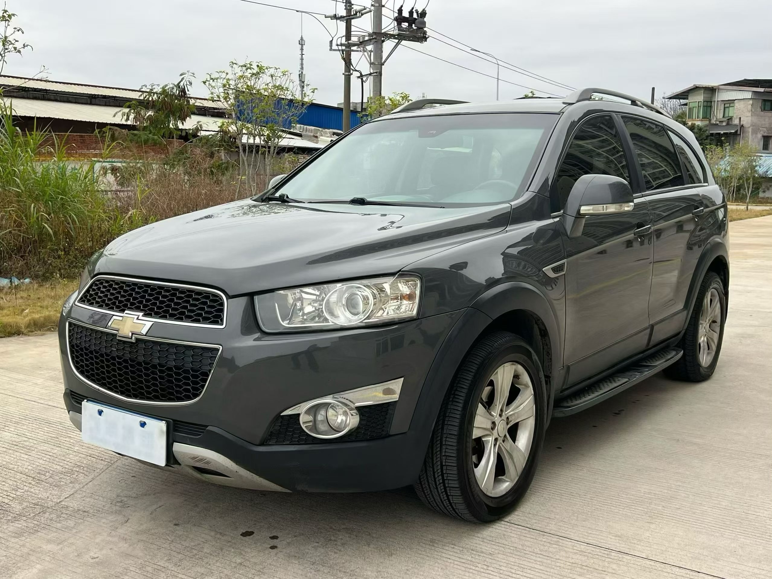 Chevrolet Captiva (Imported) 2012 car image #2