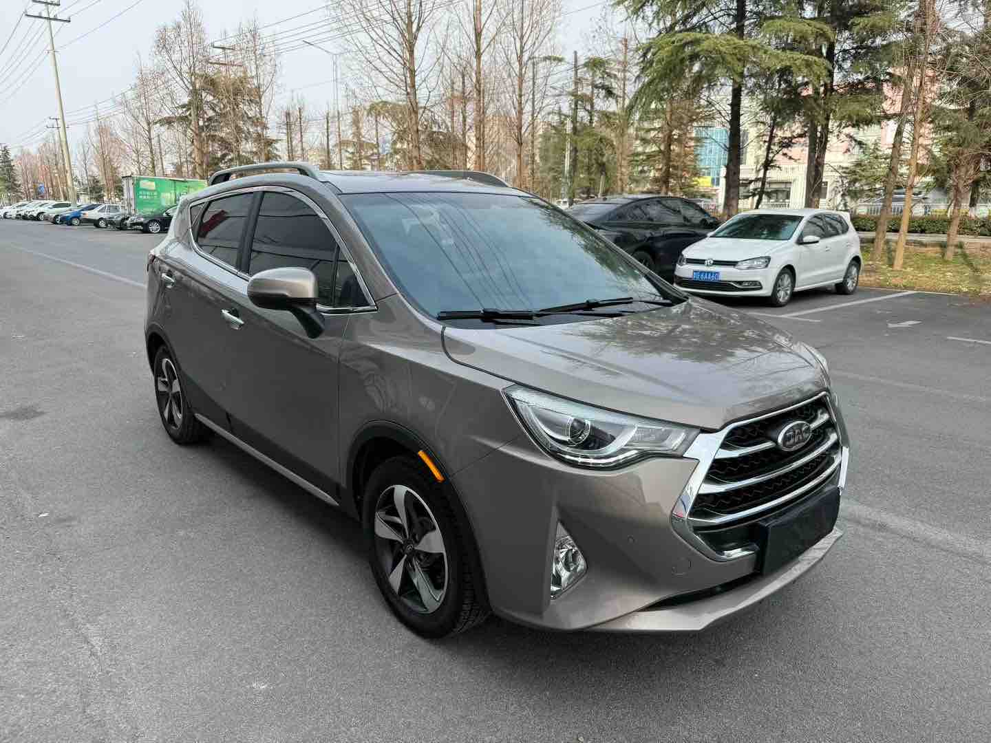 JAC 2017 imagem de carro #2