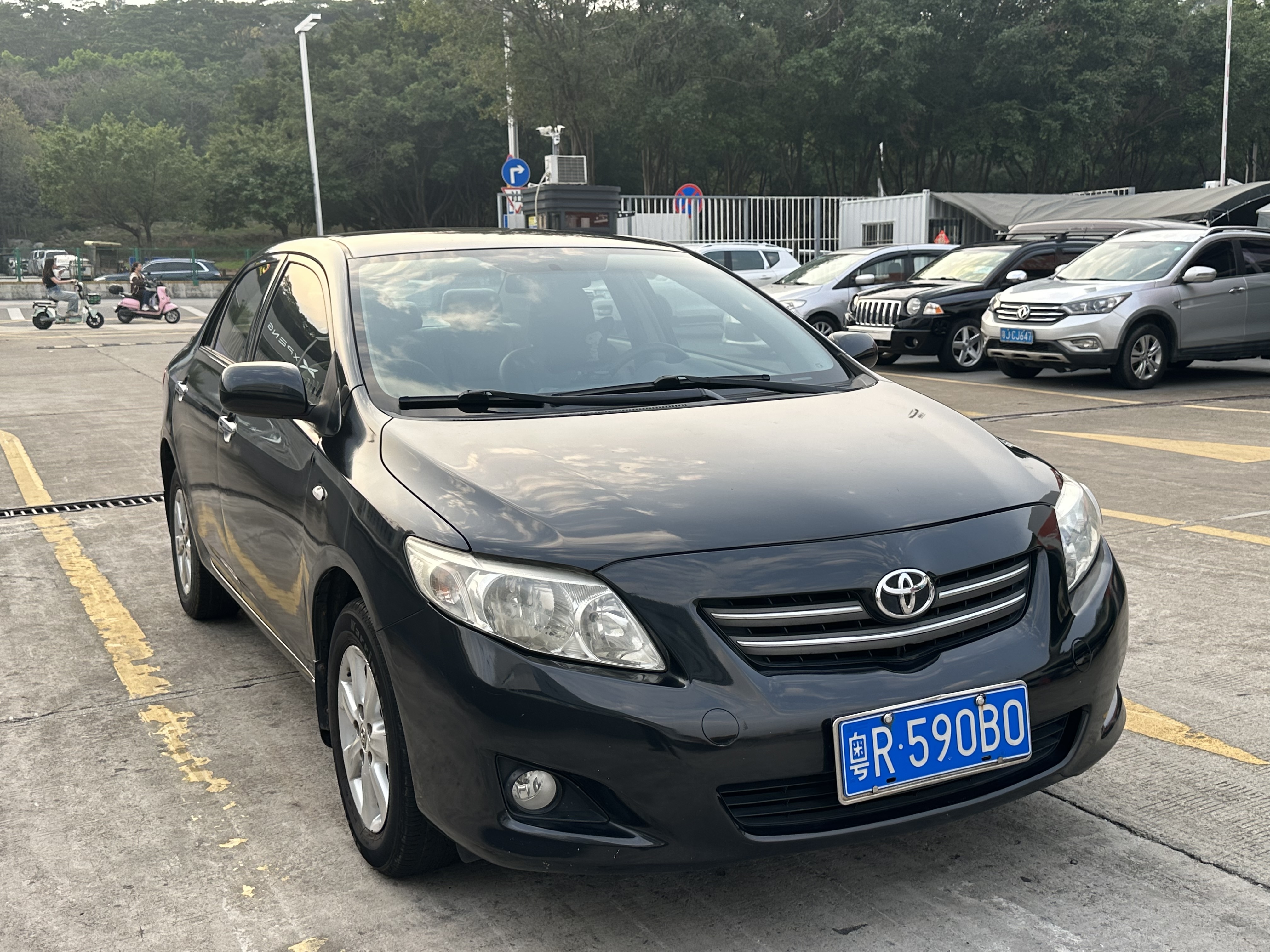 Corolla 2010 car image #2
