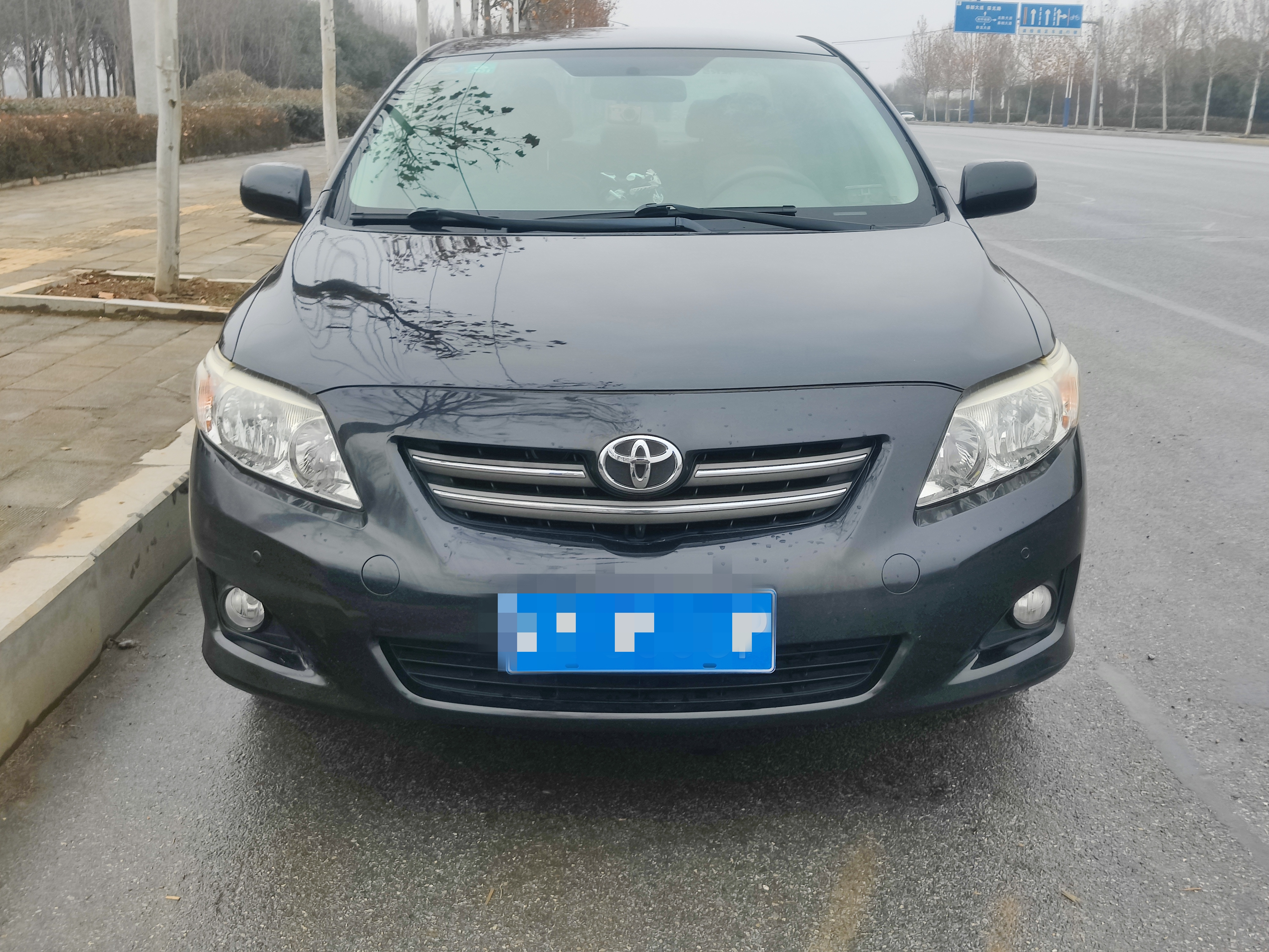 2009 car image #2