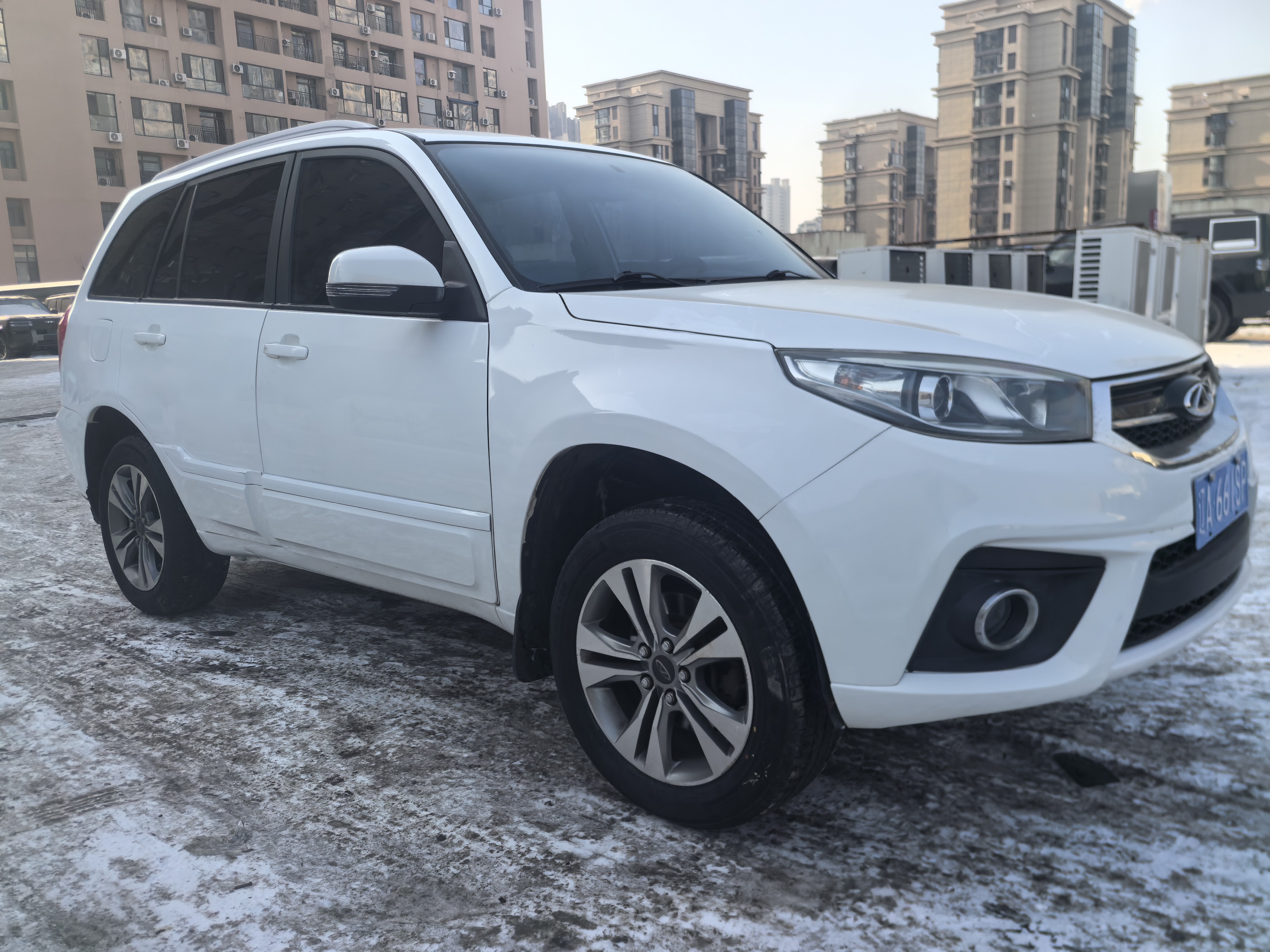 Chery Tiggo 3 2015 car image #2